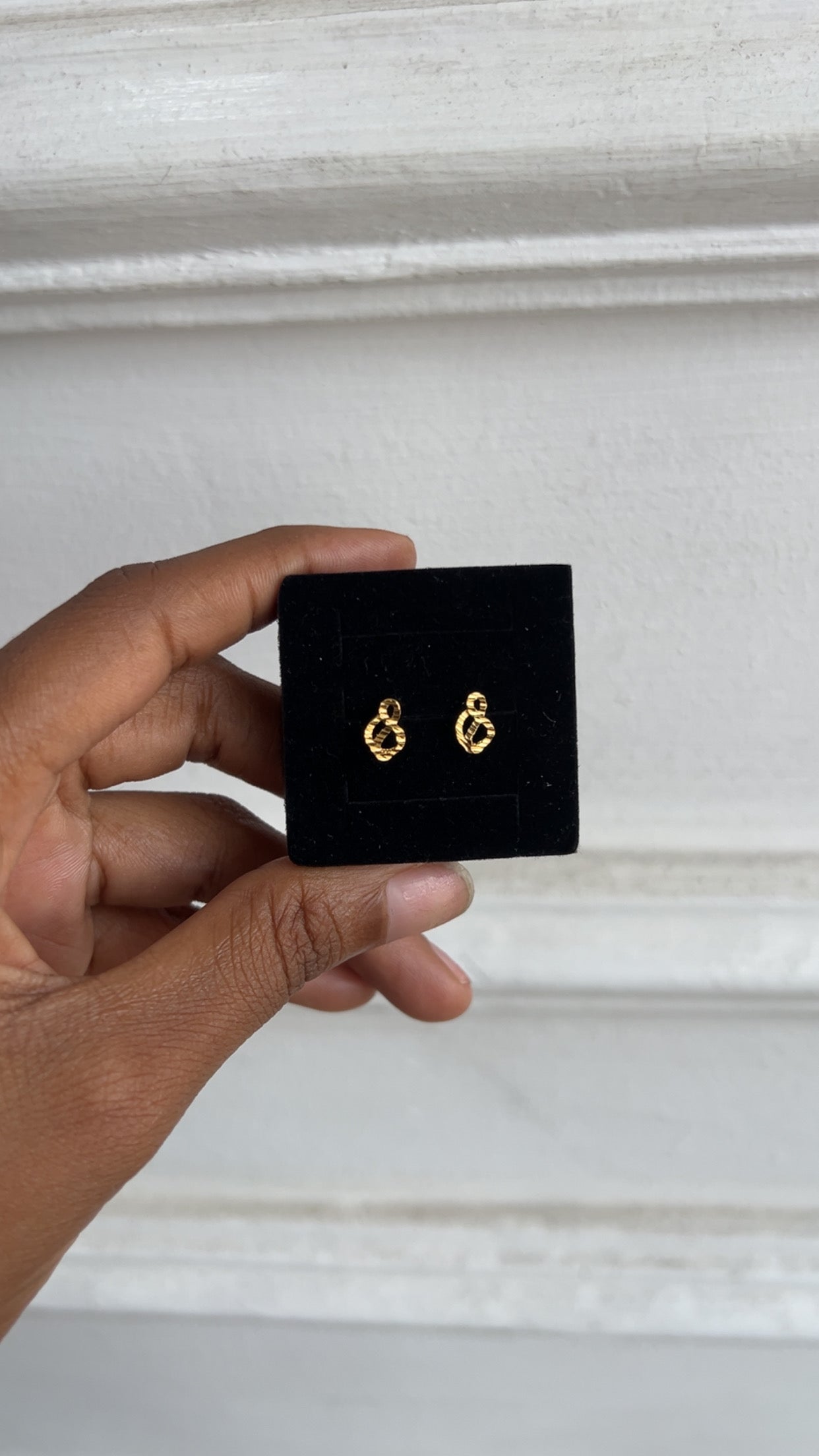 Stud Earrings (Rbs890)