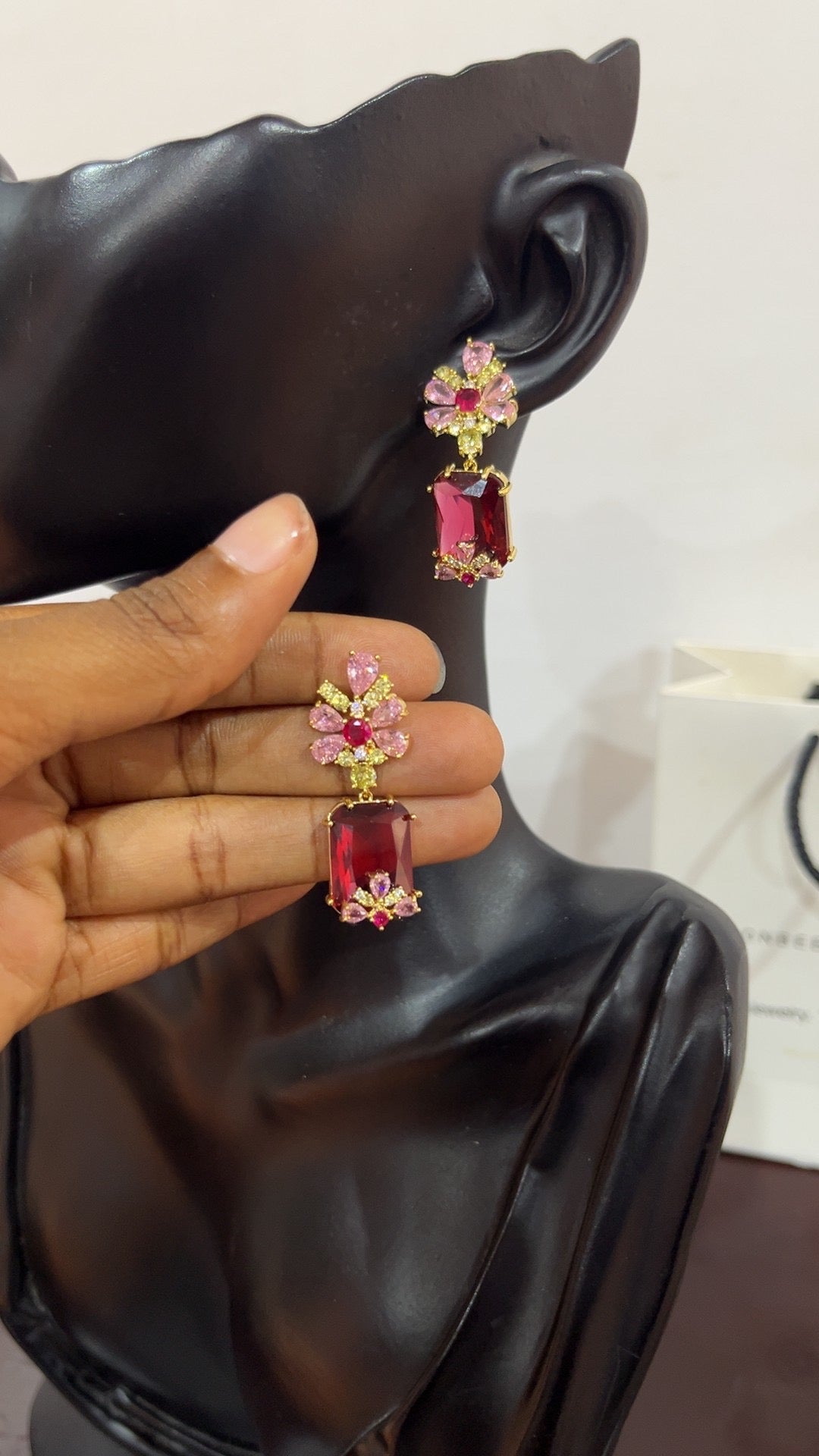 Statement earring (RBS1212)