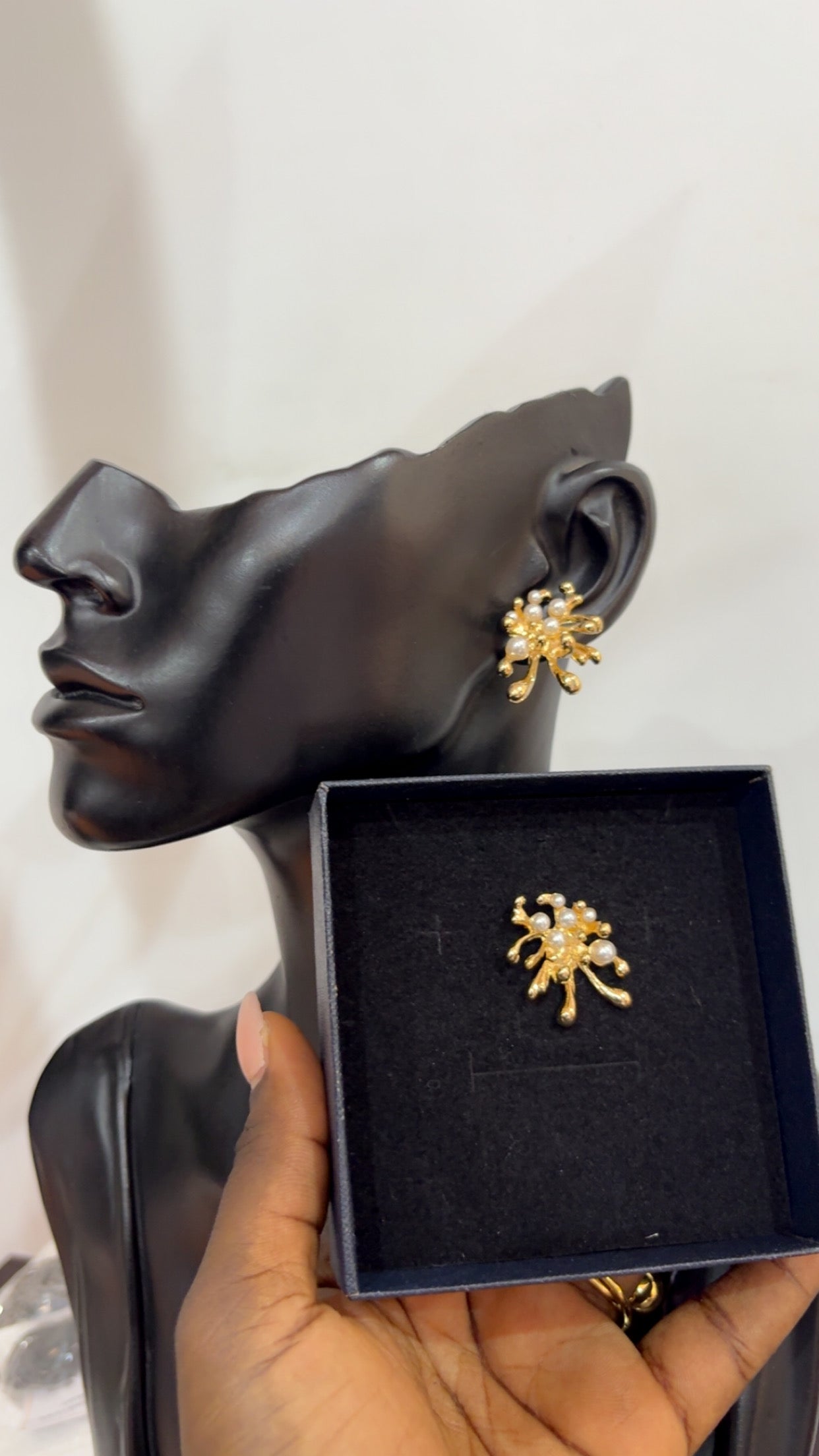 Earrings (RBS080)