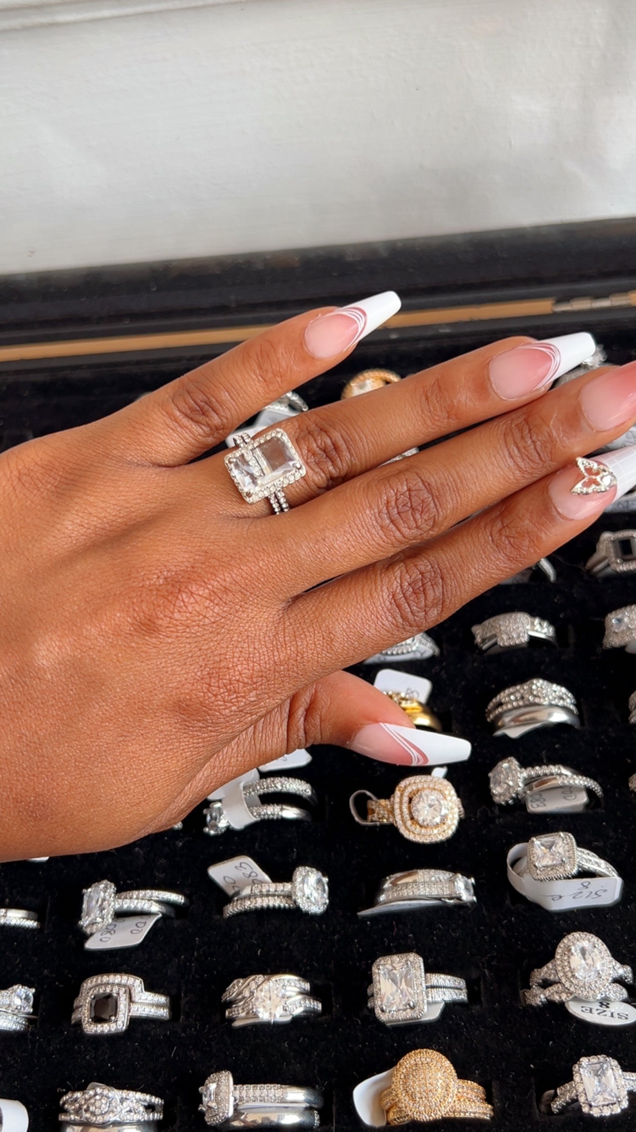 Women’s Engagement Ring (RR082)