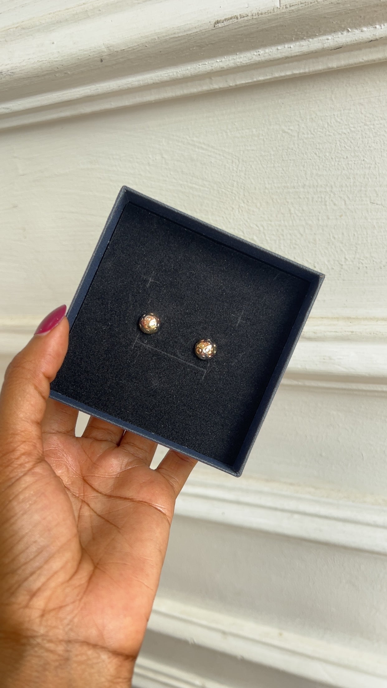Stud Earrings(Rbe113)