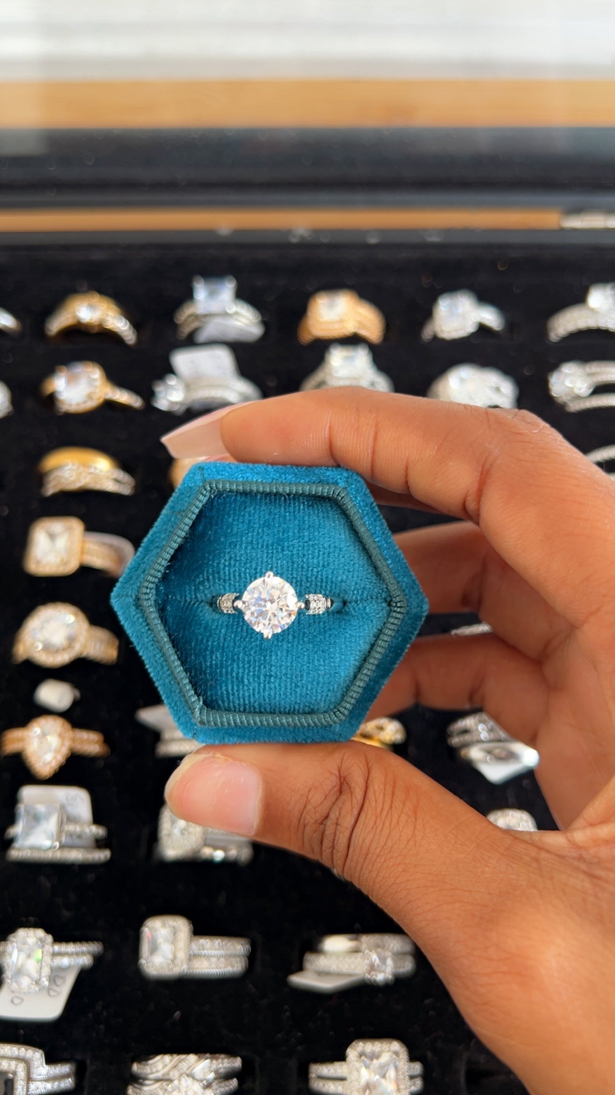 Women’s Engagement Ring (RR139)