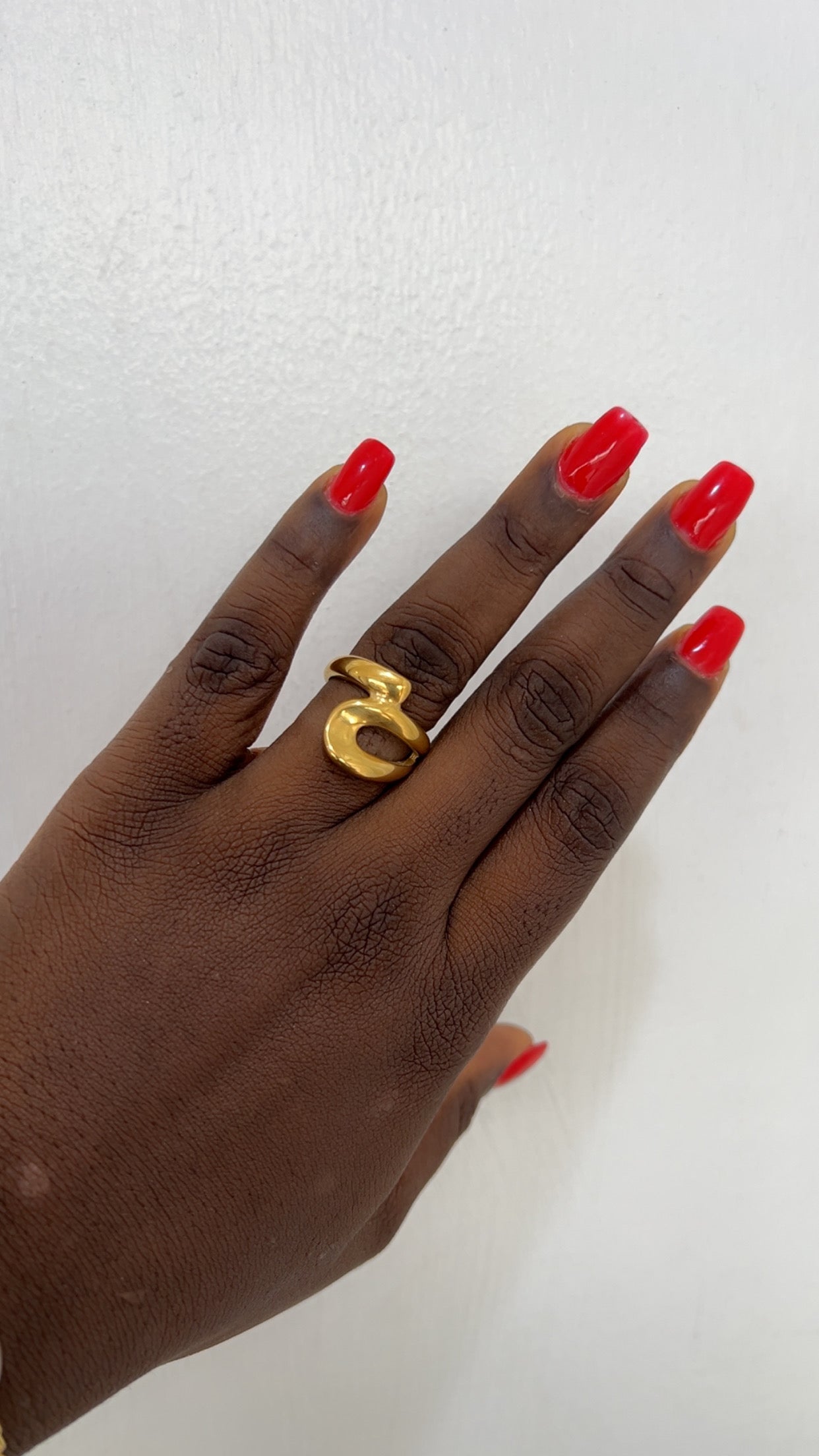 Knuckle ring