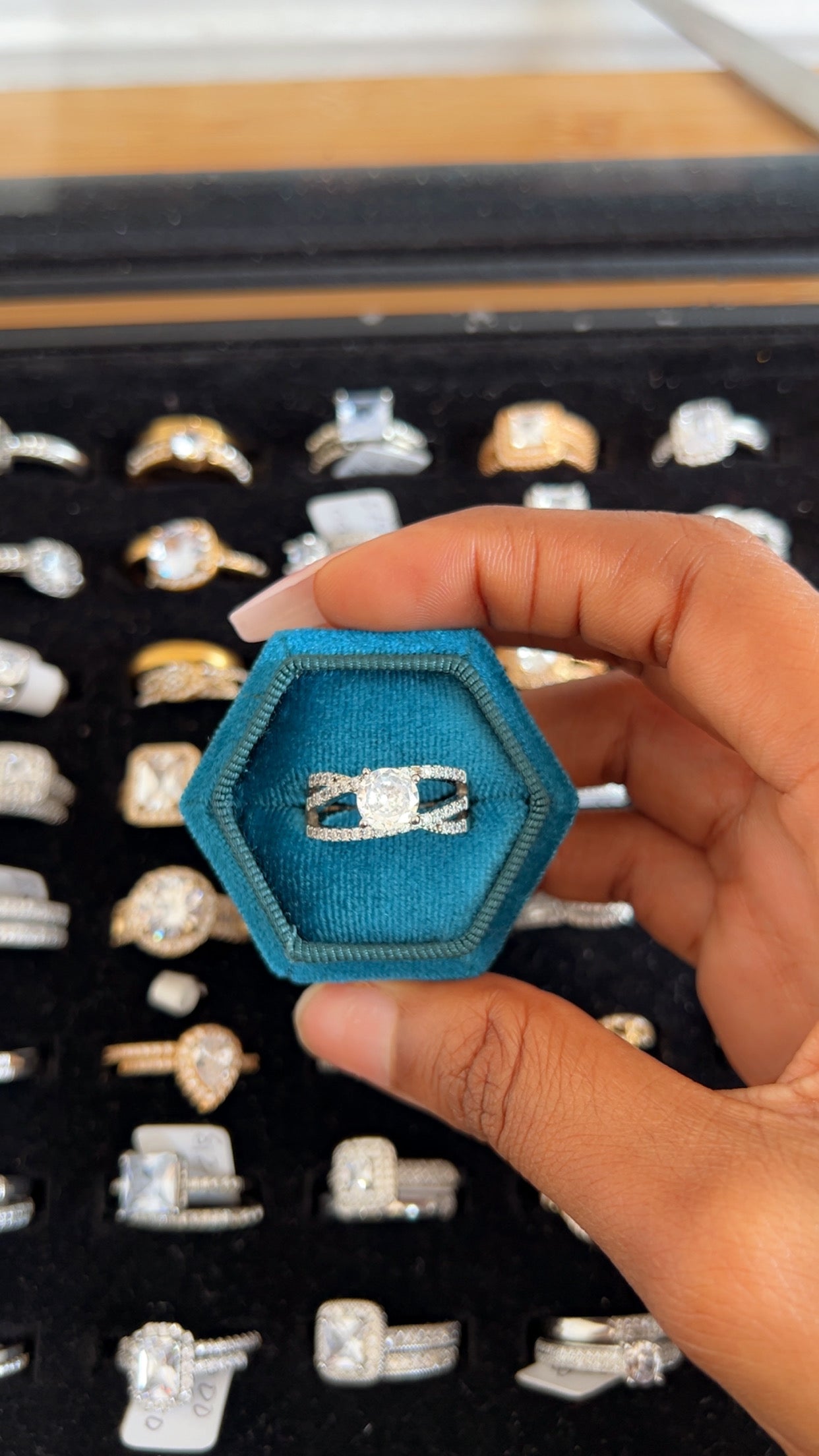 Women’s Engagement Ring (RR116)