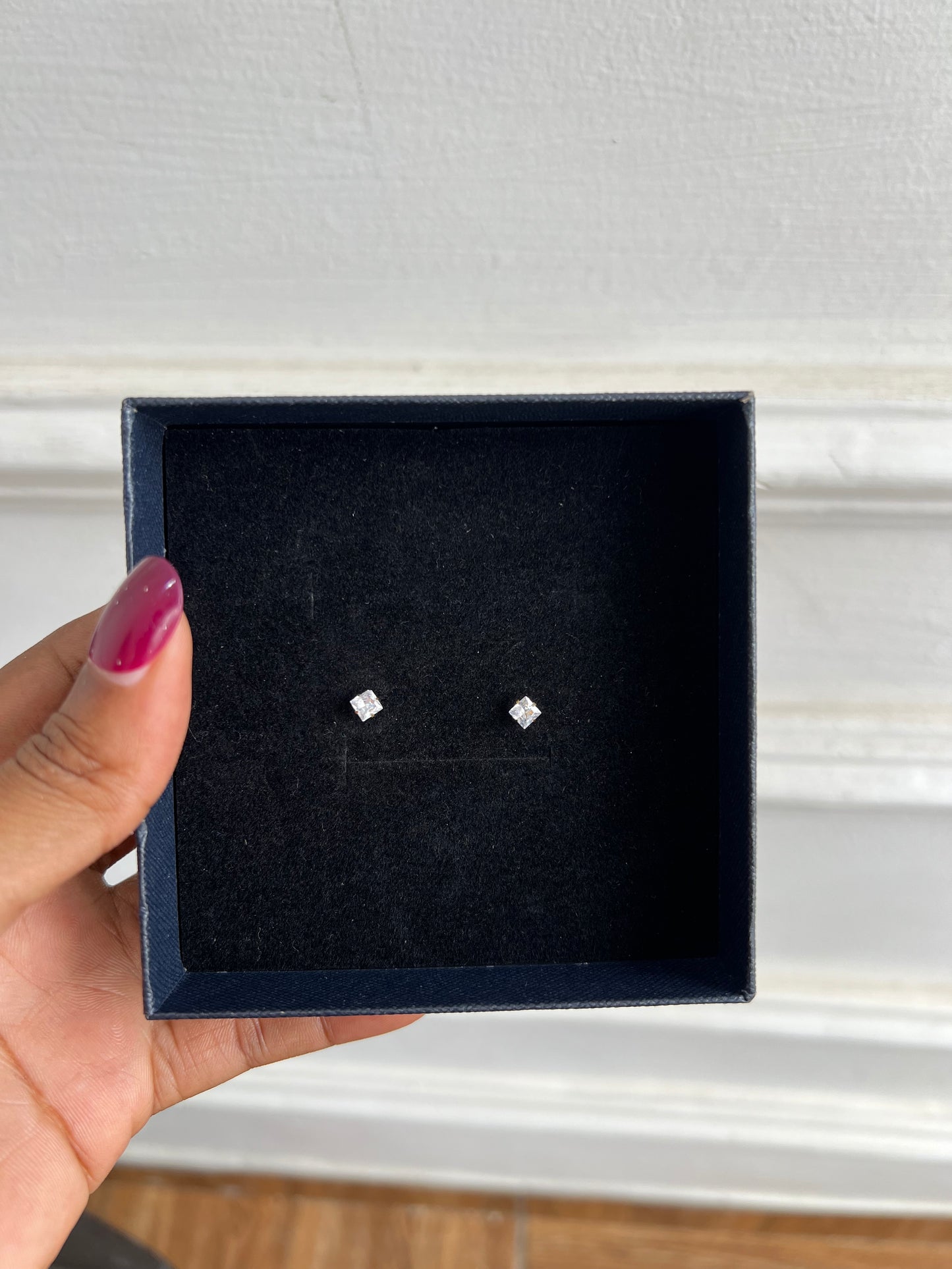 Stud earrings (Rbs426)