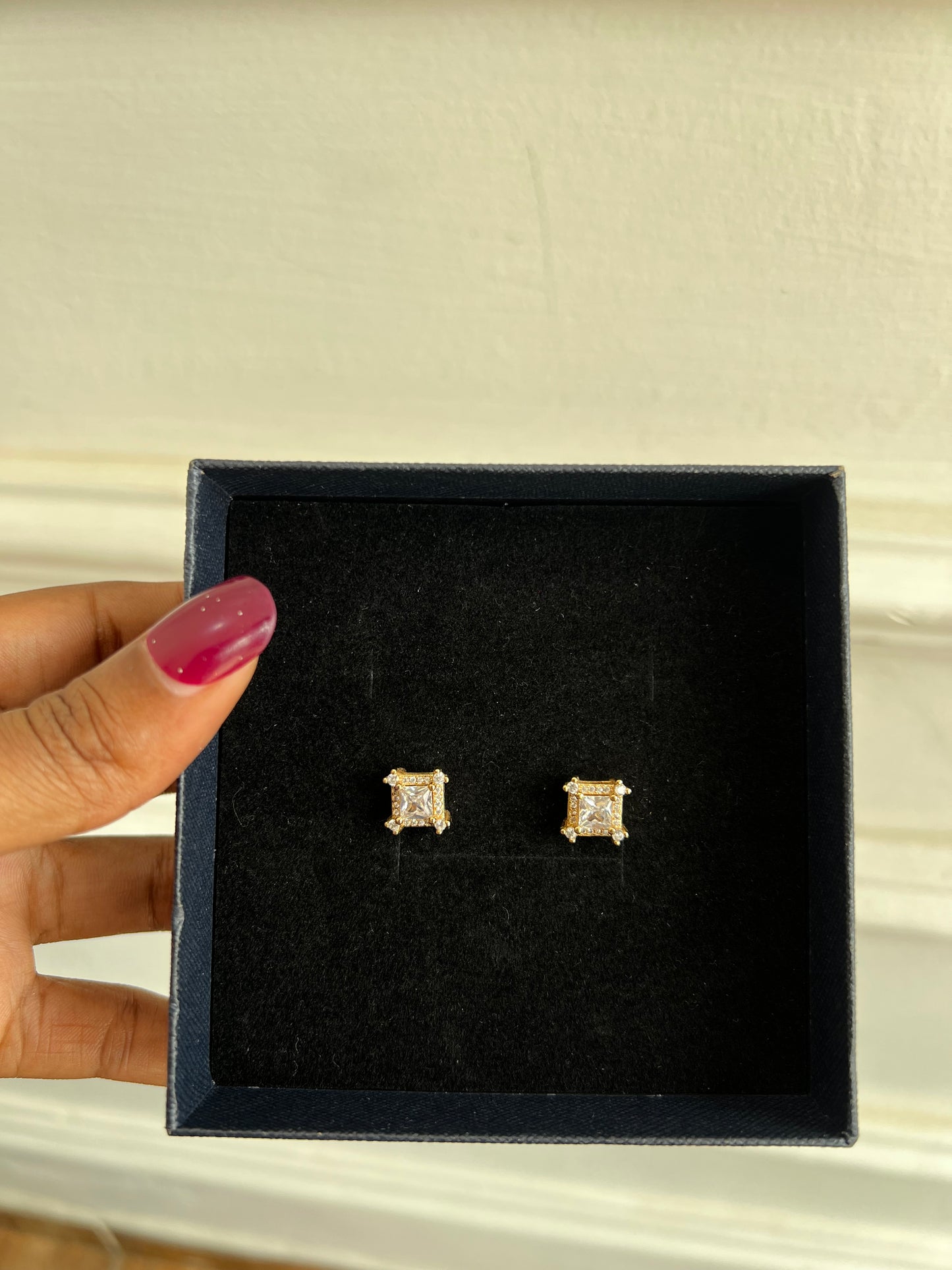 Stud earrings (Rs004)