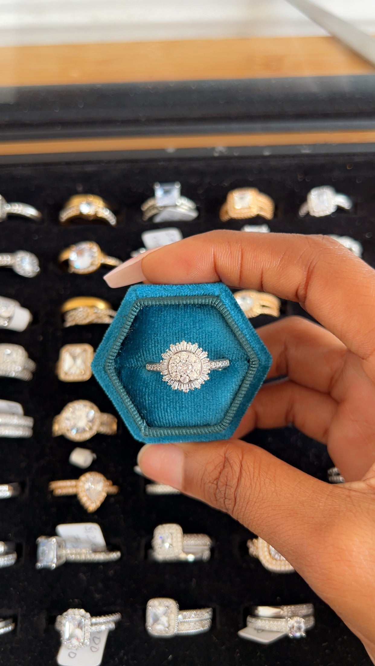 Women’s Engagement Ring (RR128)