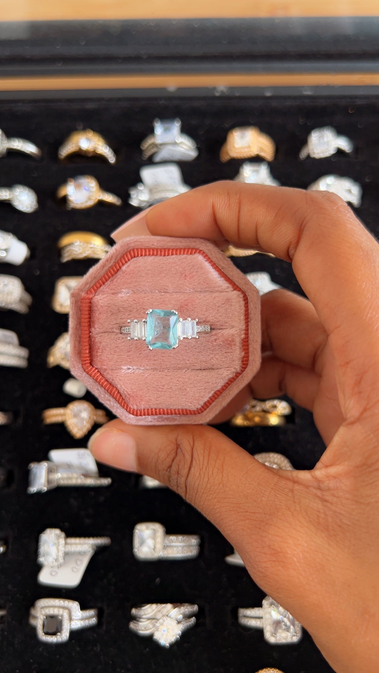 Women’s Engagement Ring (RR100)