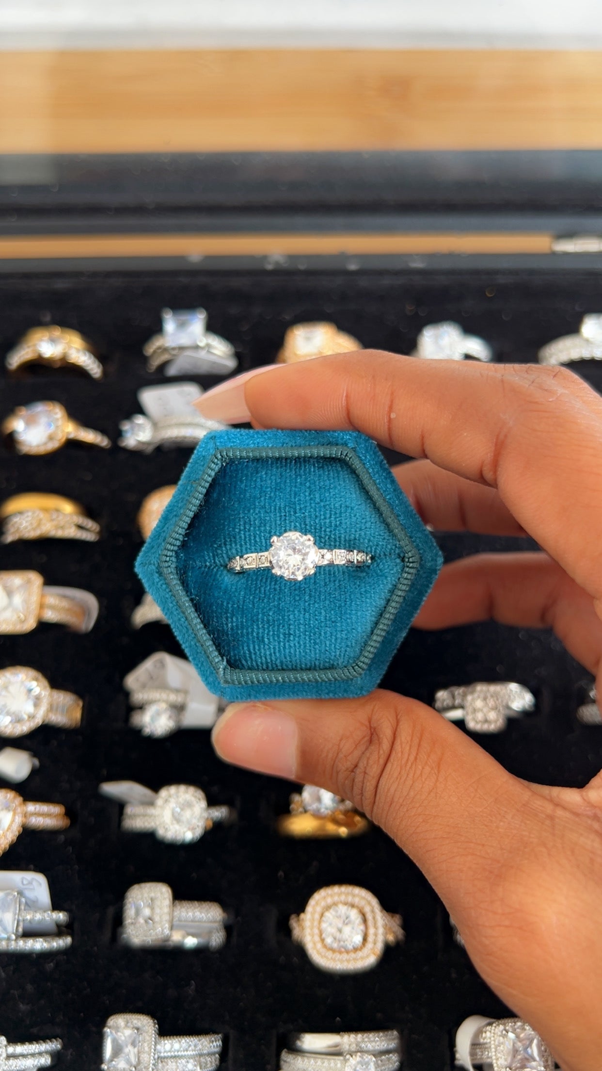 Women’s Engagement Ring (RR086)
