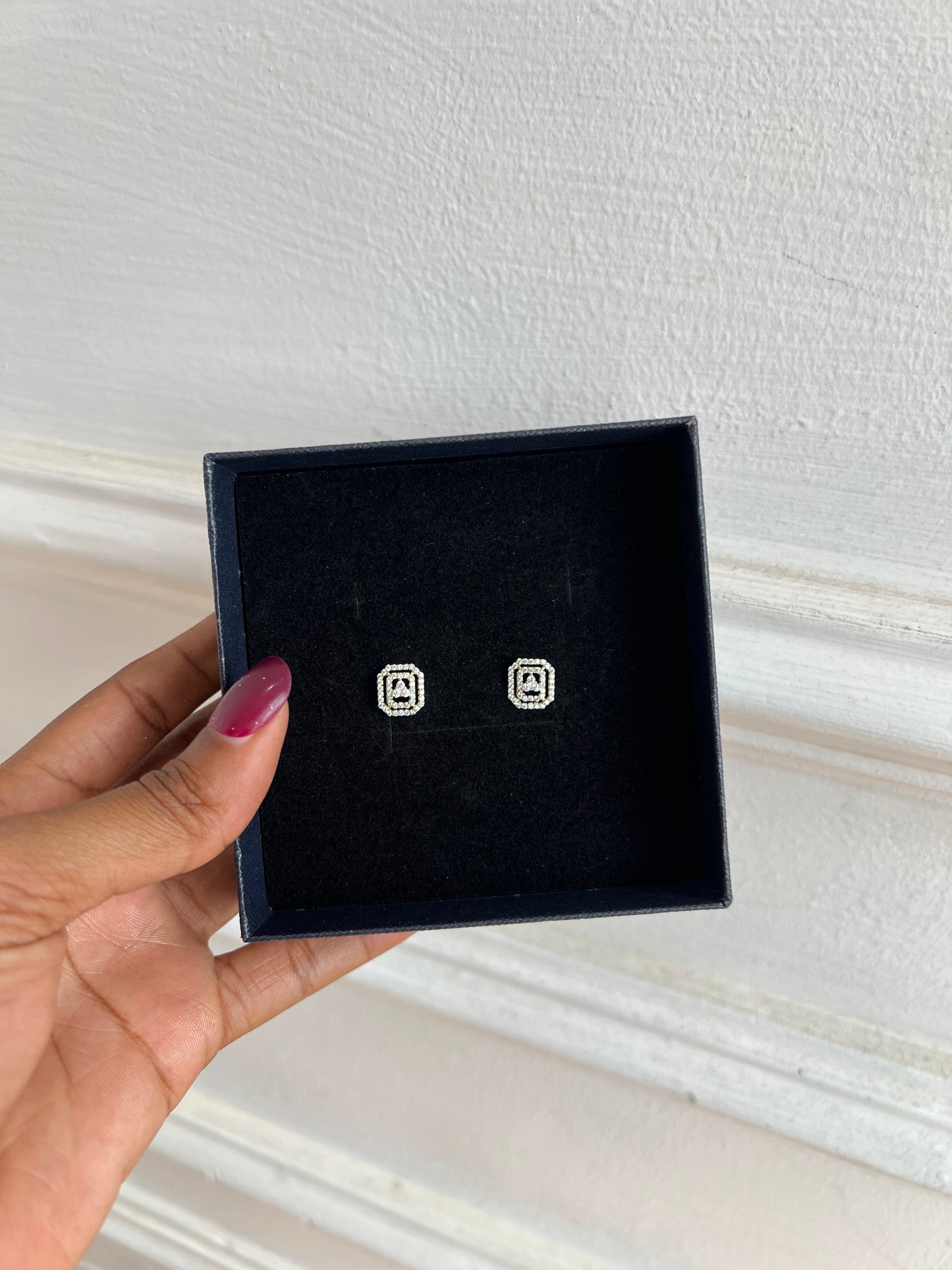 Stud earrings (Rbe110)
