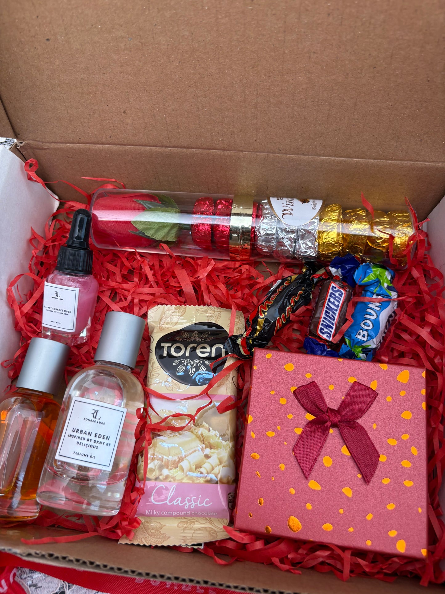 MUSE PERFUME GIFT BOX