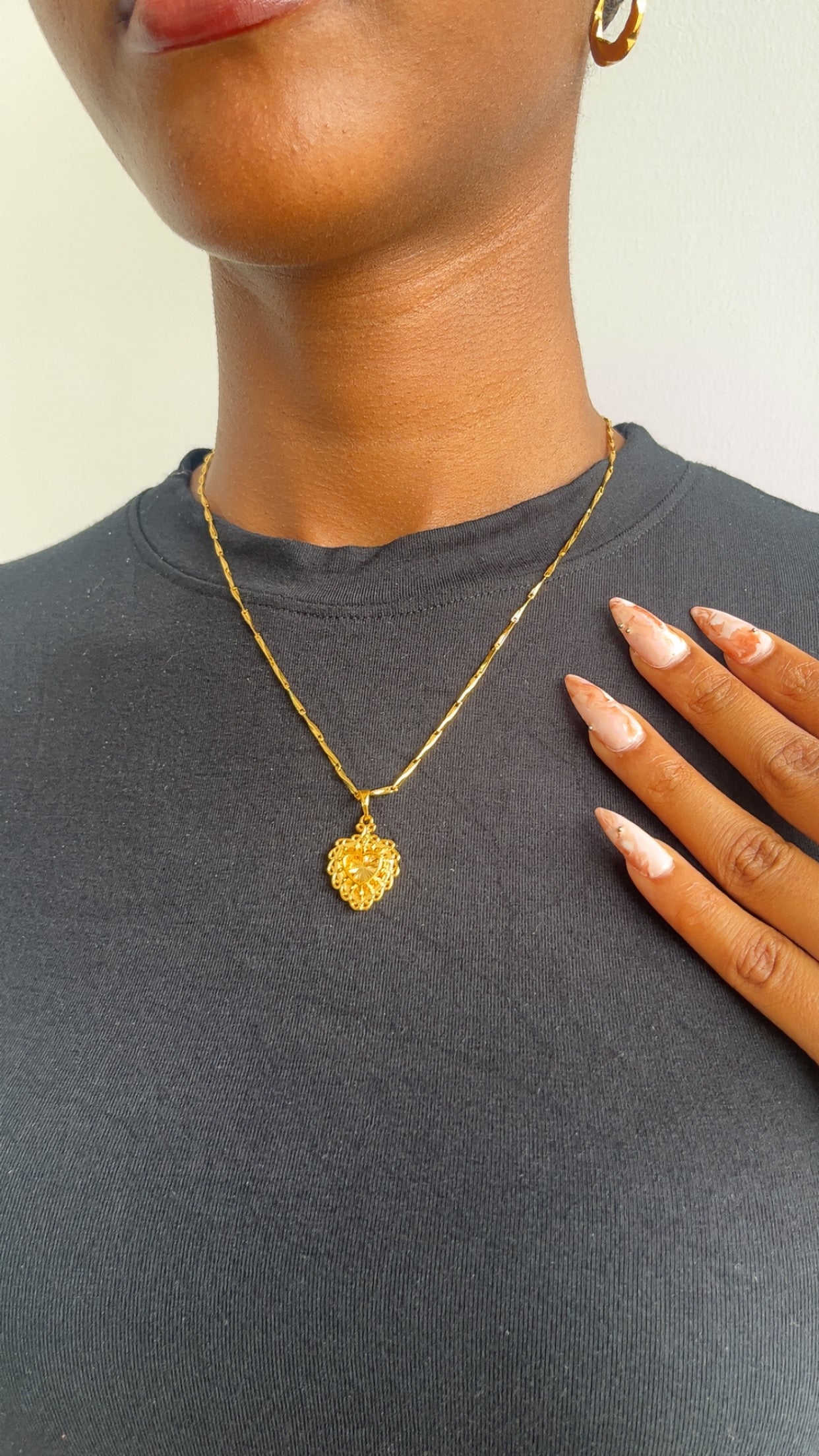 Heirloom Glow Necklace