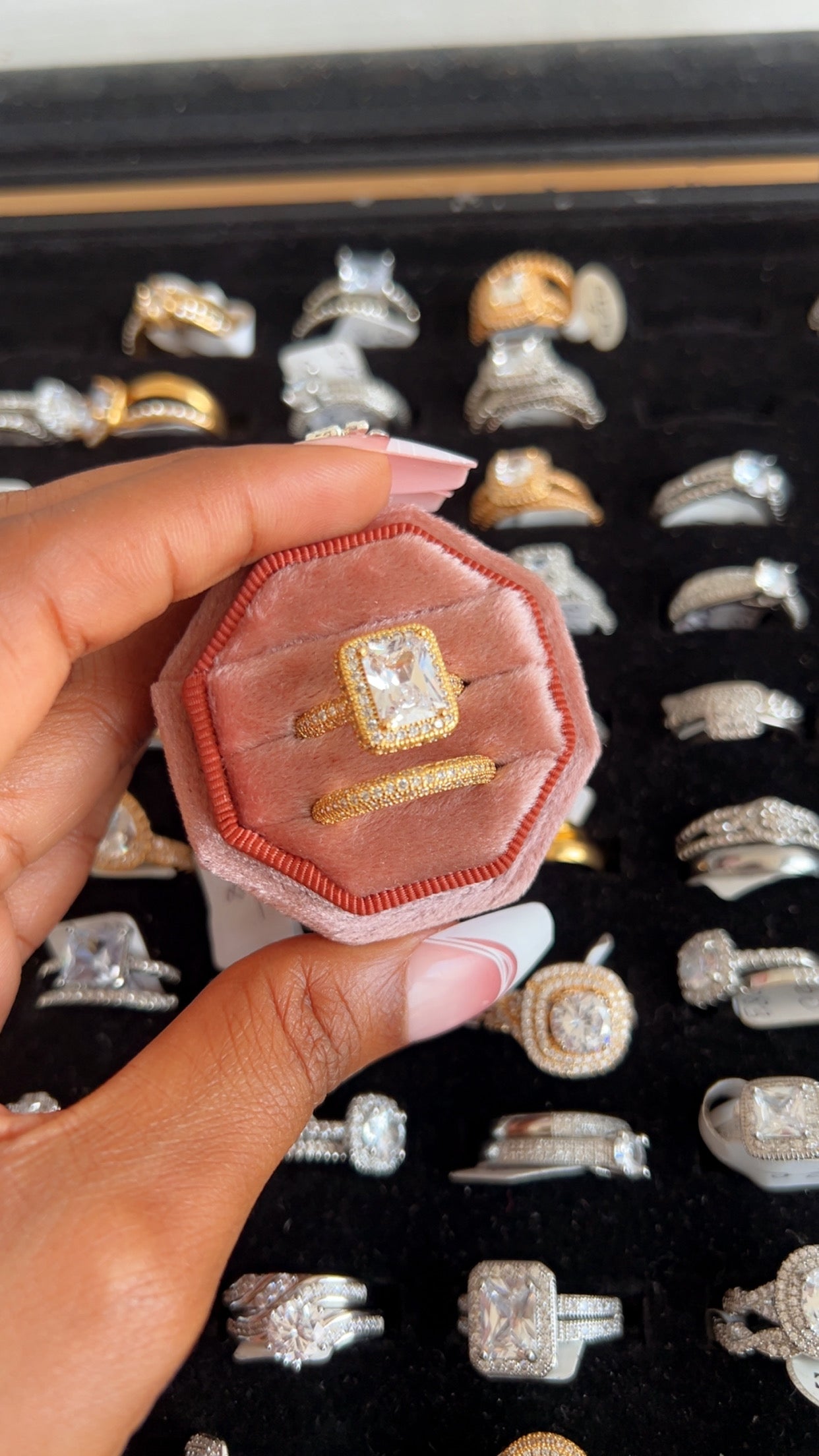 Women’s Engagement Ring (RR048)