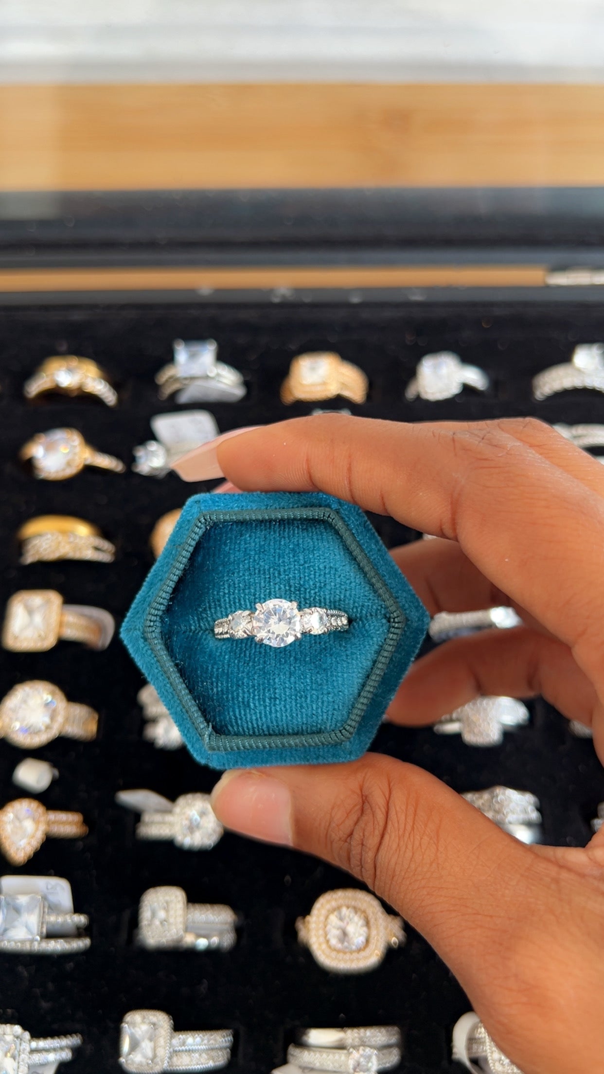 Women’s Engagement Ring (RR092)