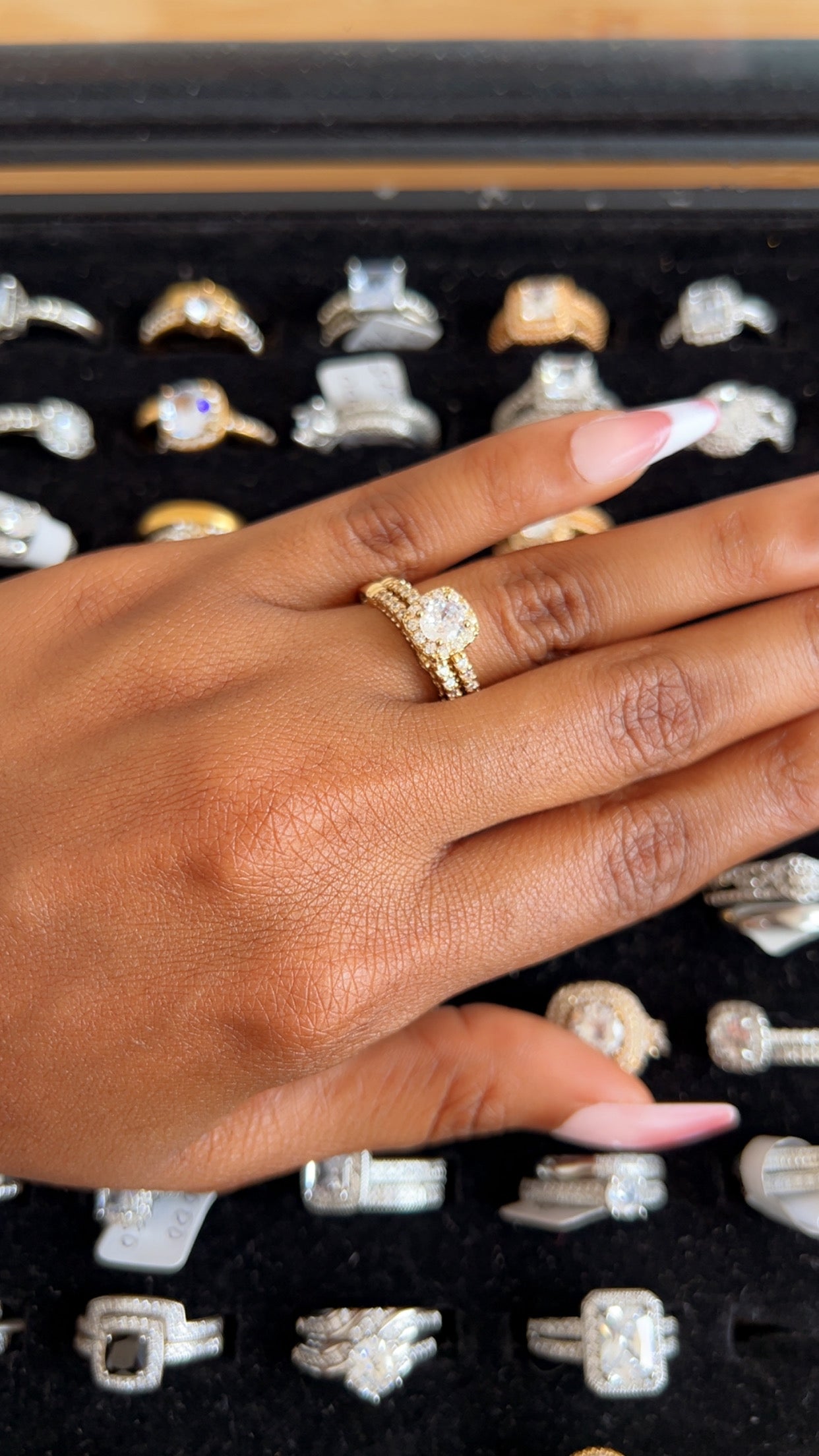 Women’s Engagement Ring (RR102)
