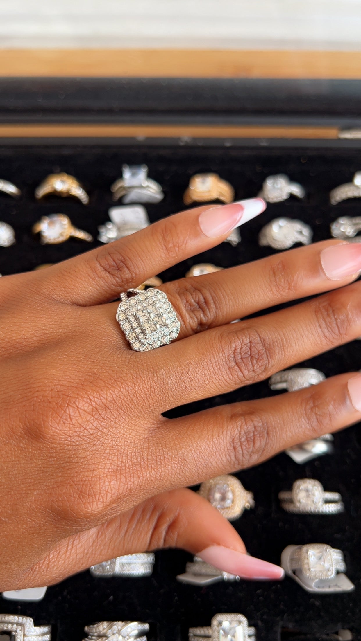 Women’s Engagement Ring (RR095)