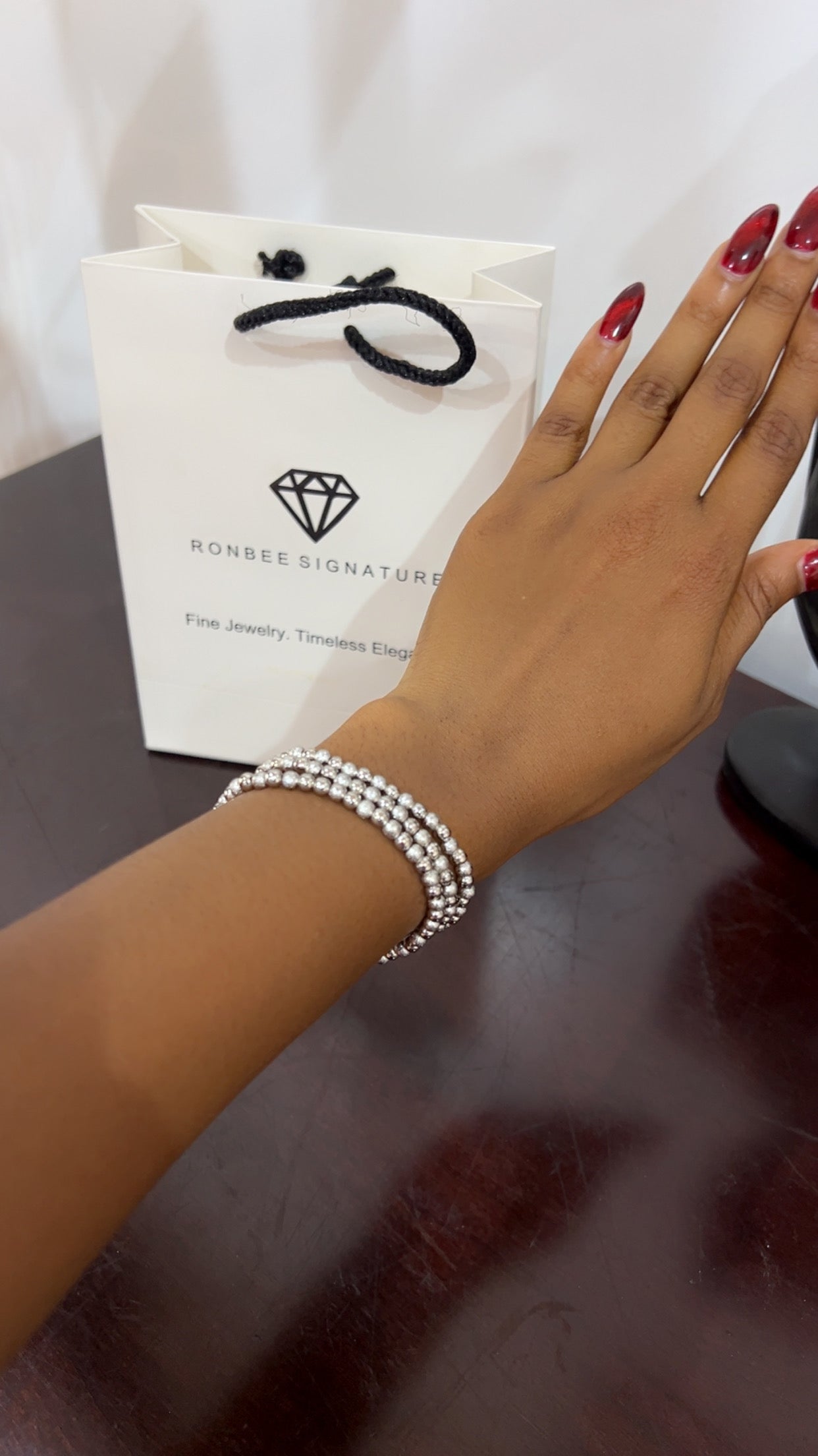 Bracelets (Rbs675)