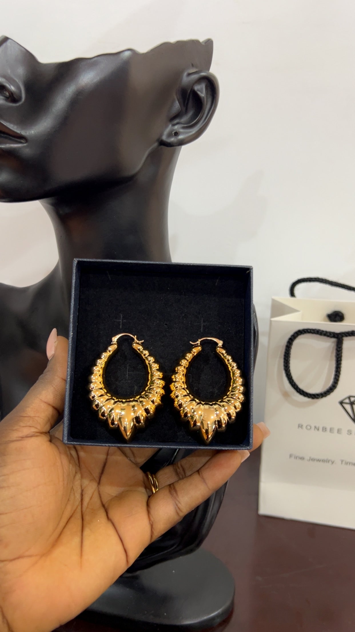 Earrings (RBs622)