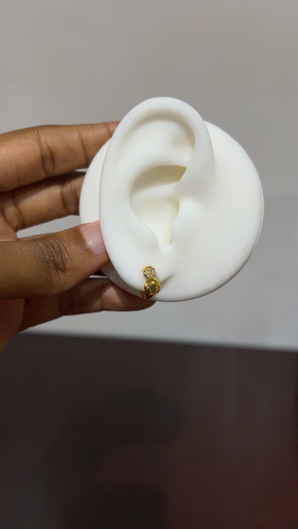 Mini hoop earrings(RBS974)
