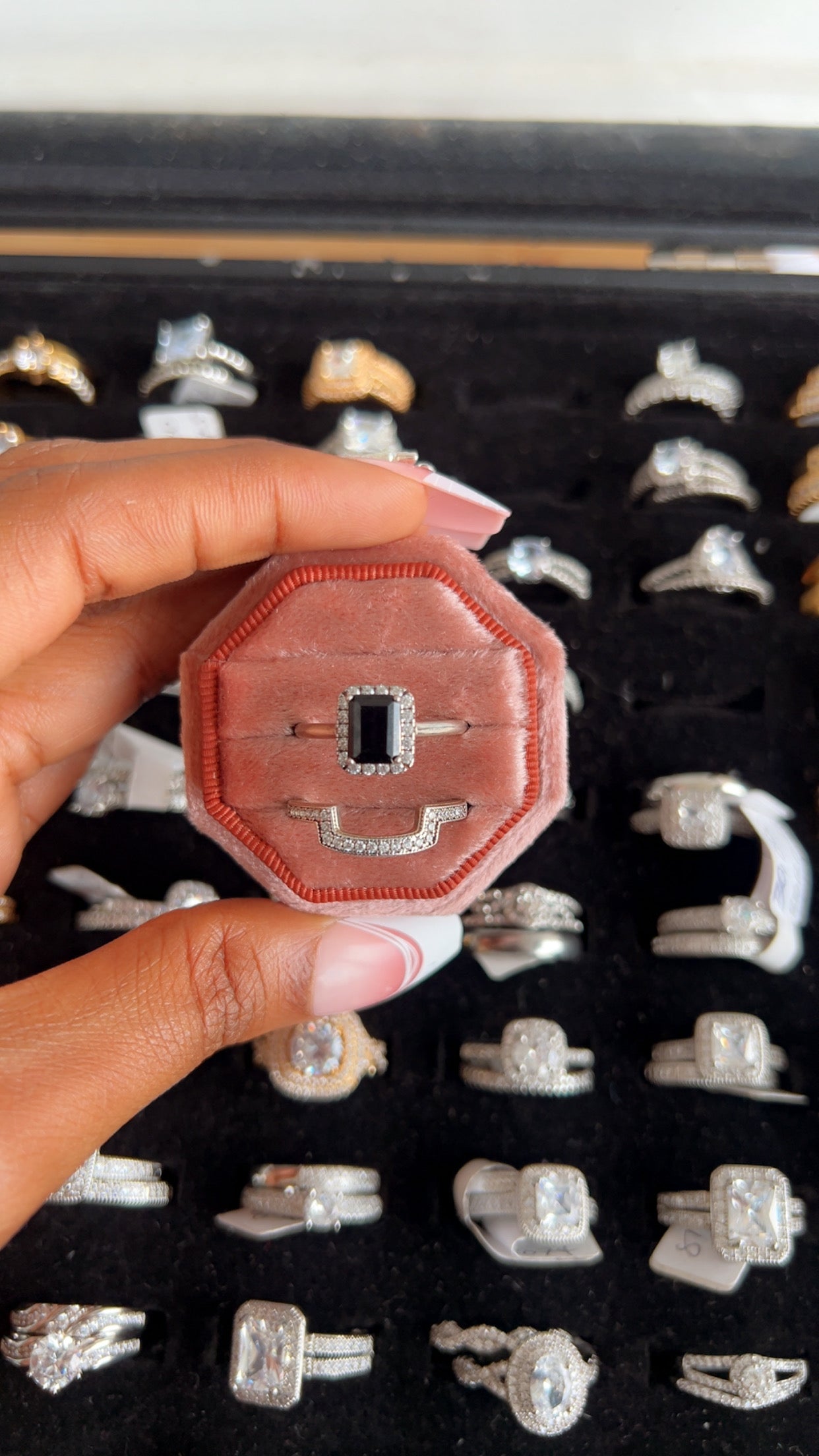 Women’s Engagement Ring (RR020)