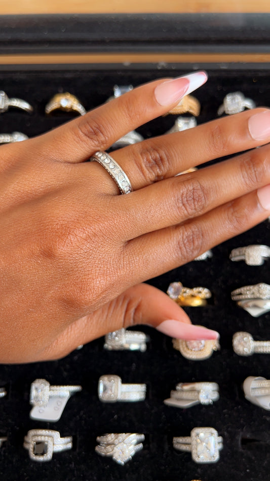 Women’s Engagement Ring (RR098)