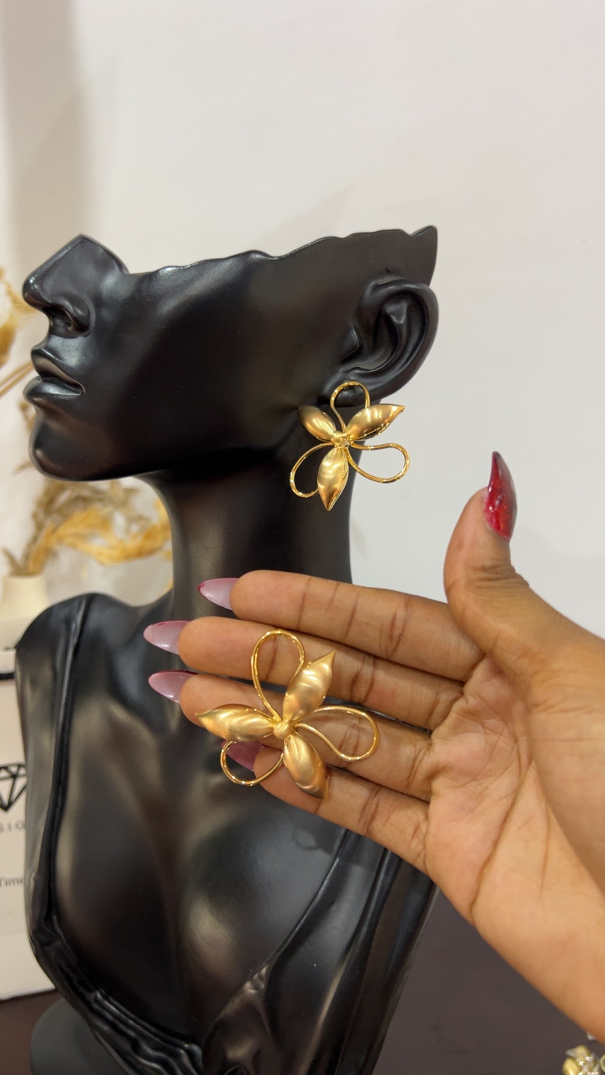 Cindy statement earrings(Rbs577)