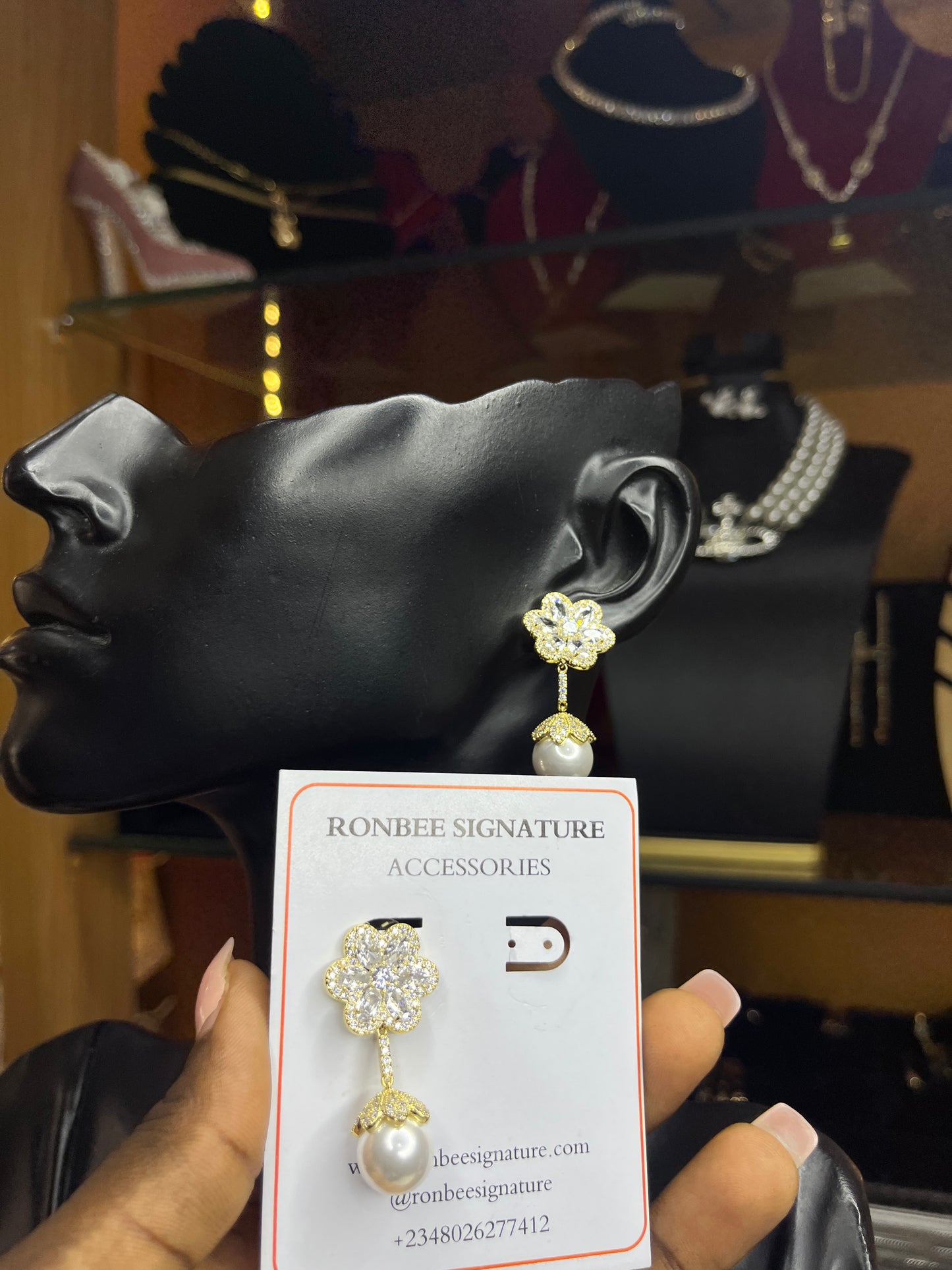 Statement earring