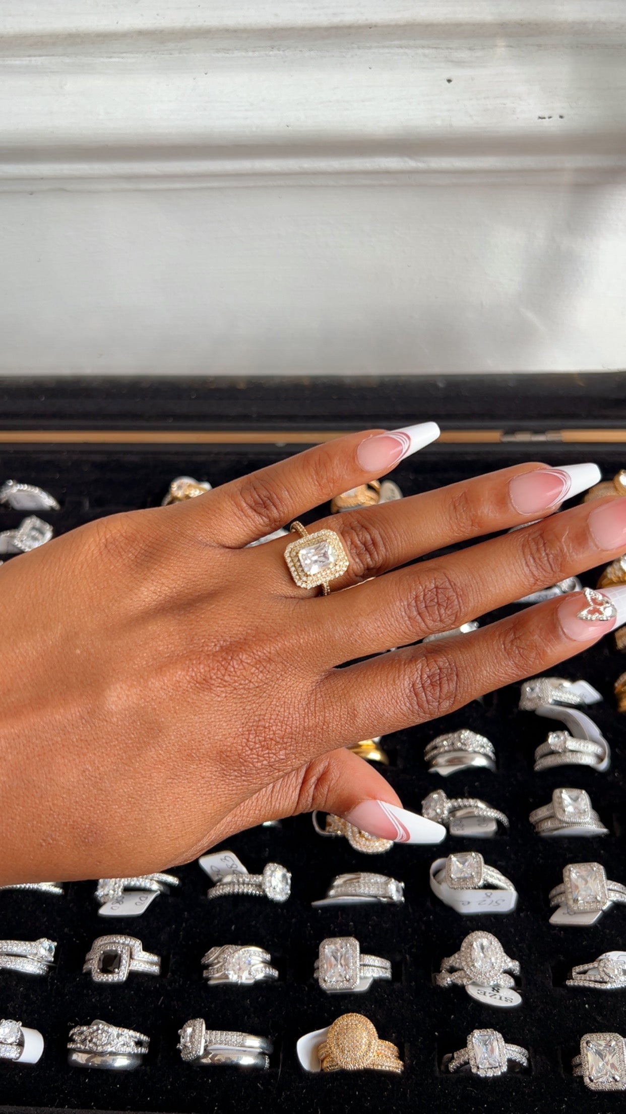Women’s Engagement Ring (RR069)