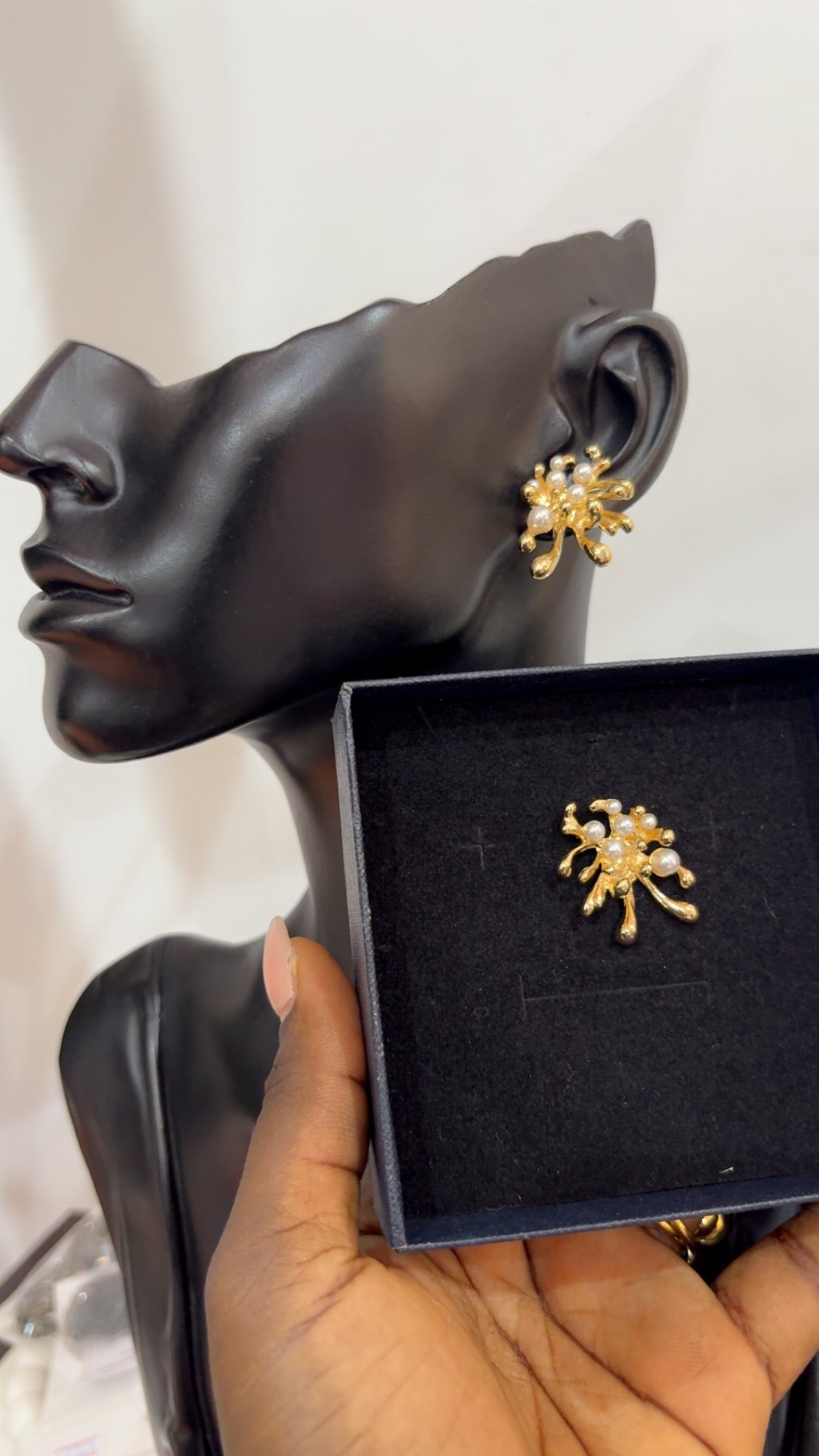 Earrings (RBS080)