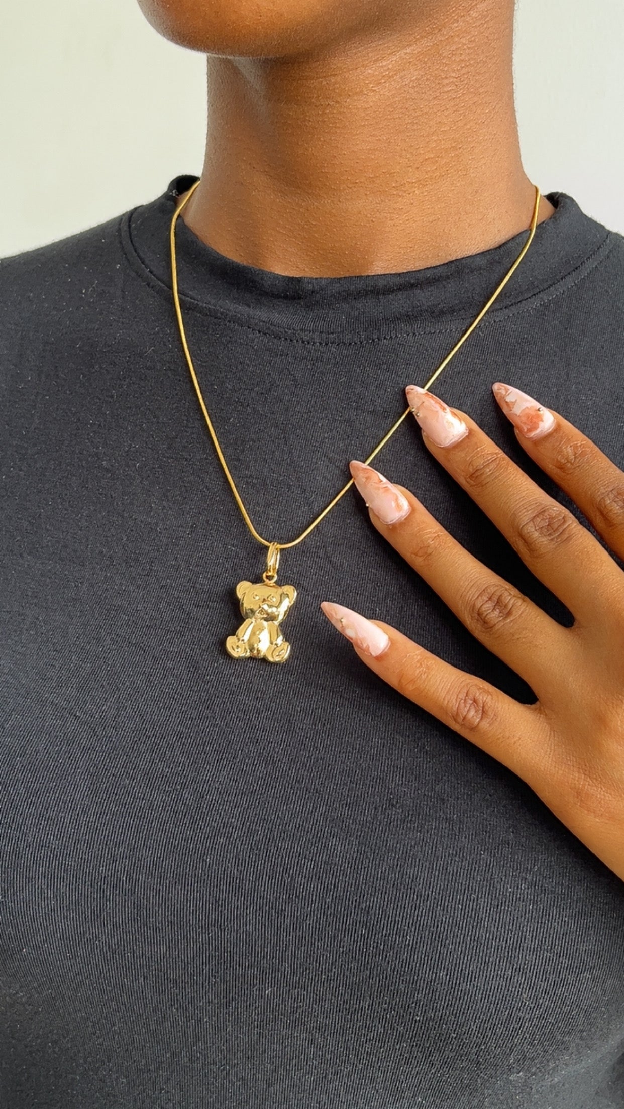 Noir Necklace