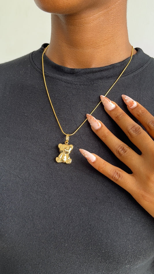 Noir Necklace