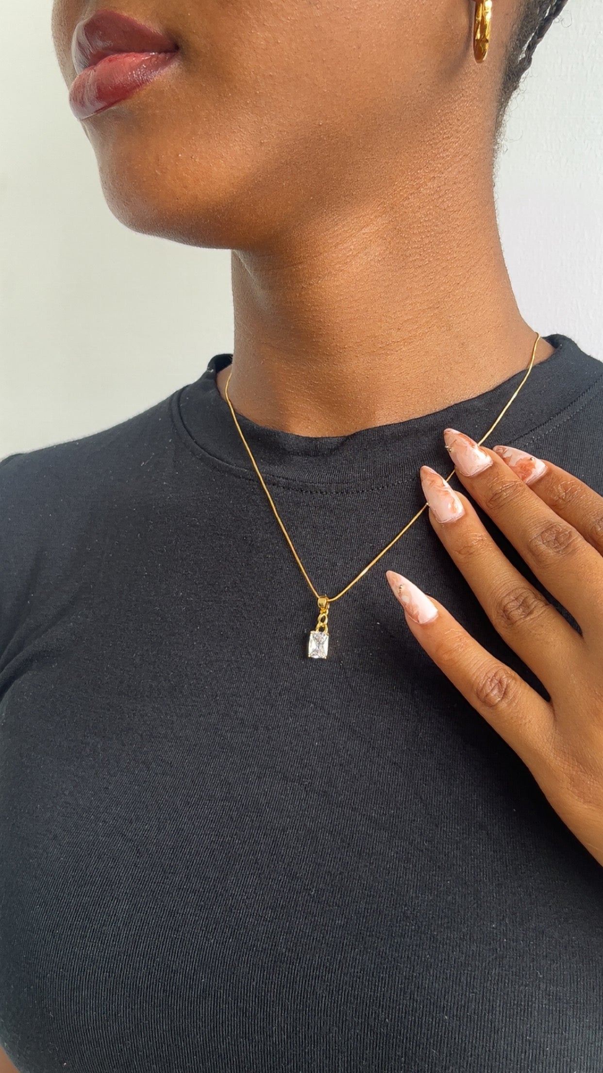 Velare Necklace