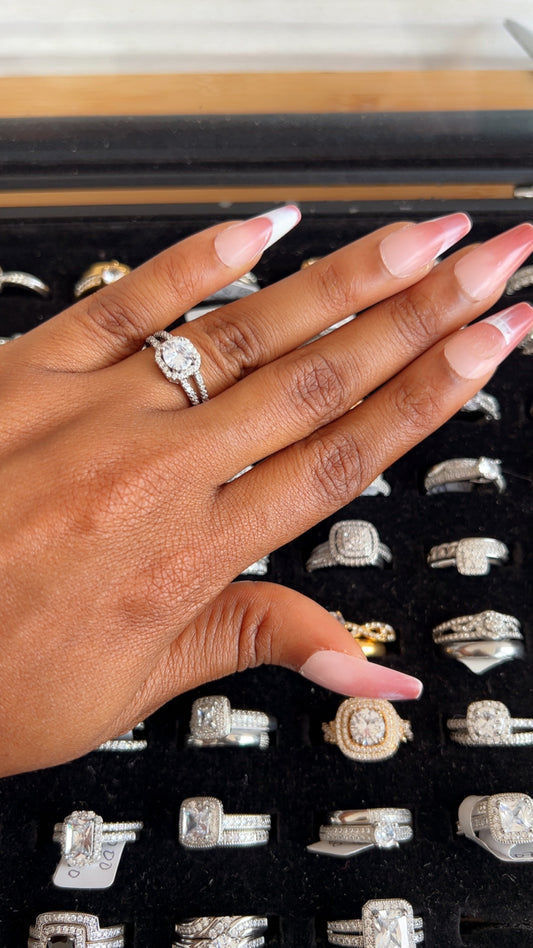 Women’s Engagement Ring (RR018)
