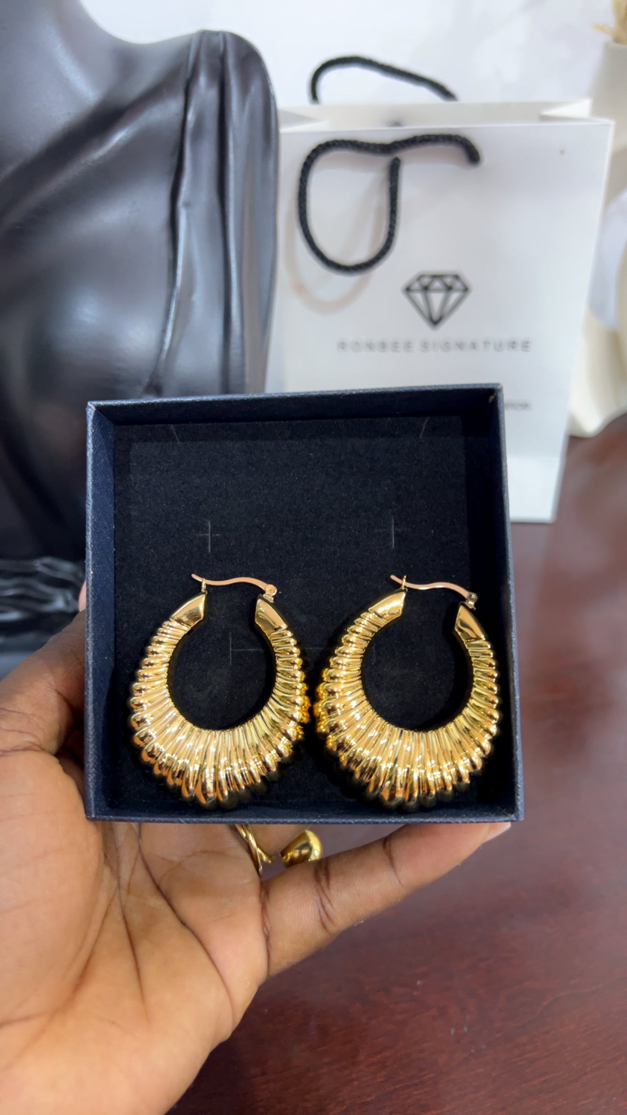 Earrings(Rbg011)