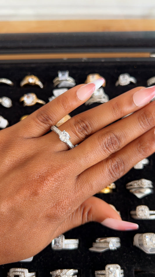 Women’s Engagement Ring (RR046)