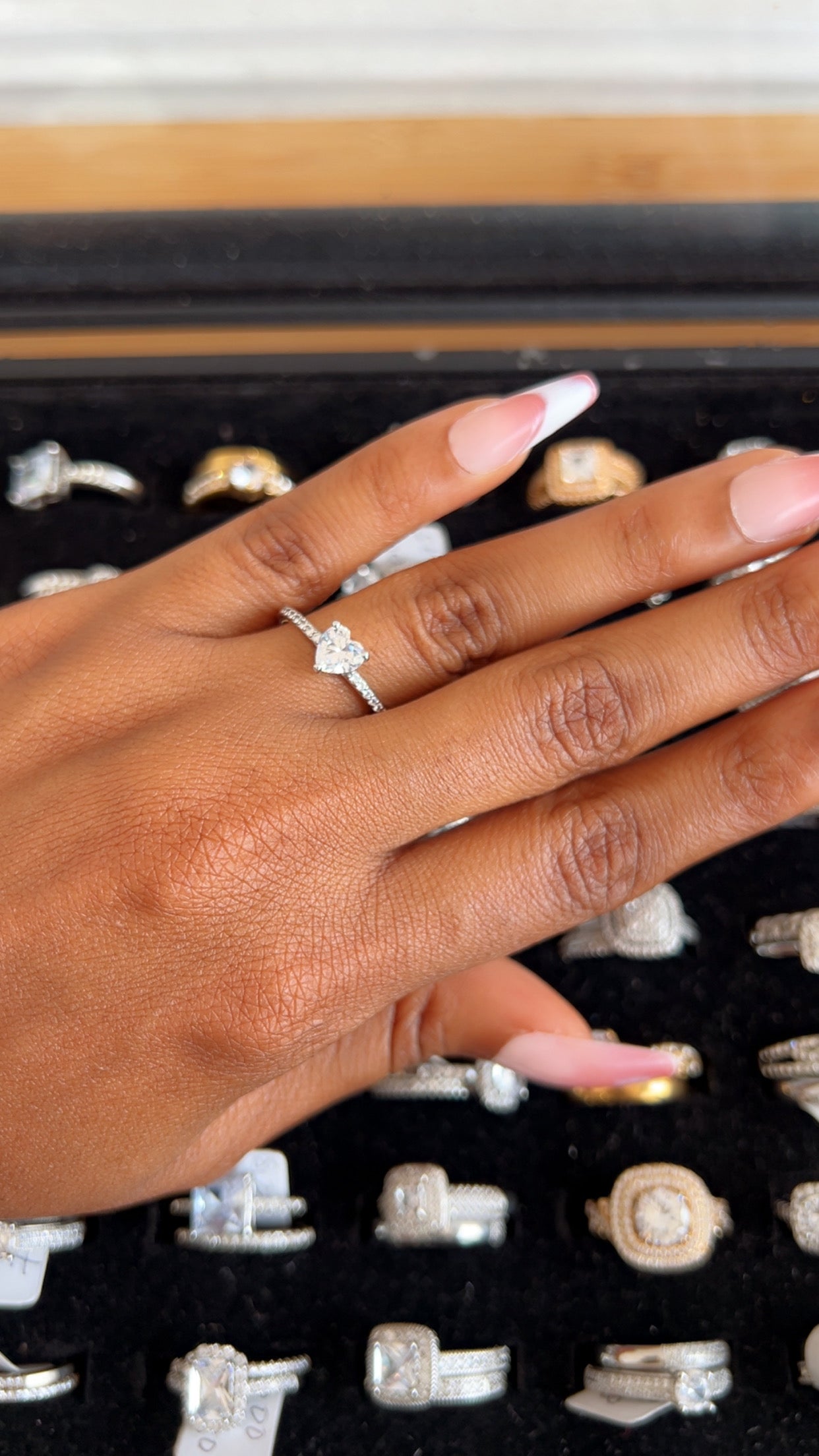 Women’s Engagement Ring (RR006)