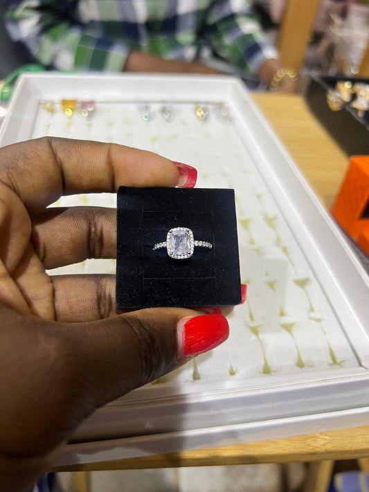 Women’s Engagement Ring (RR142)