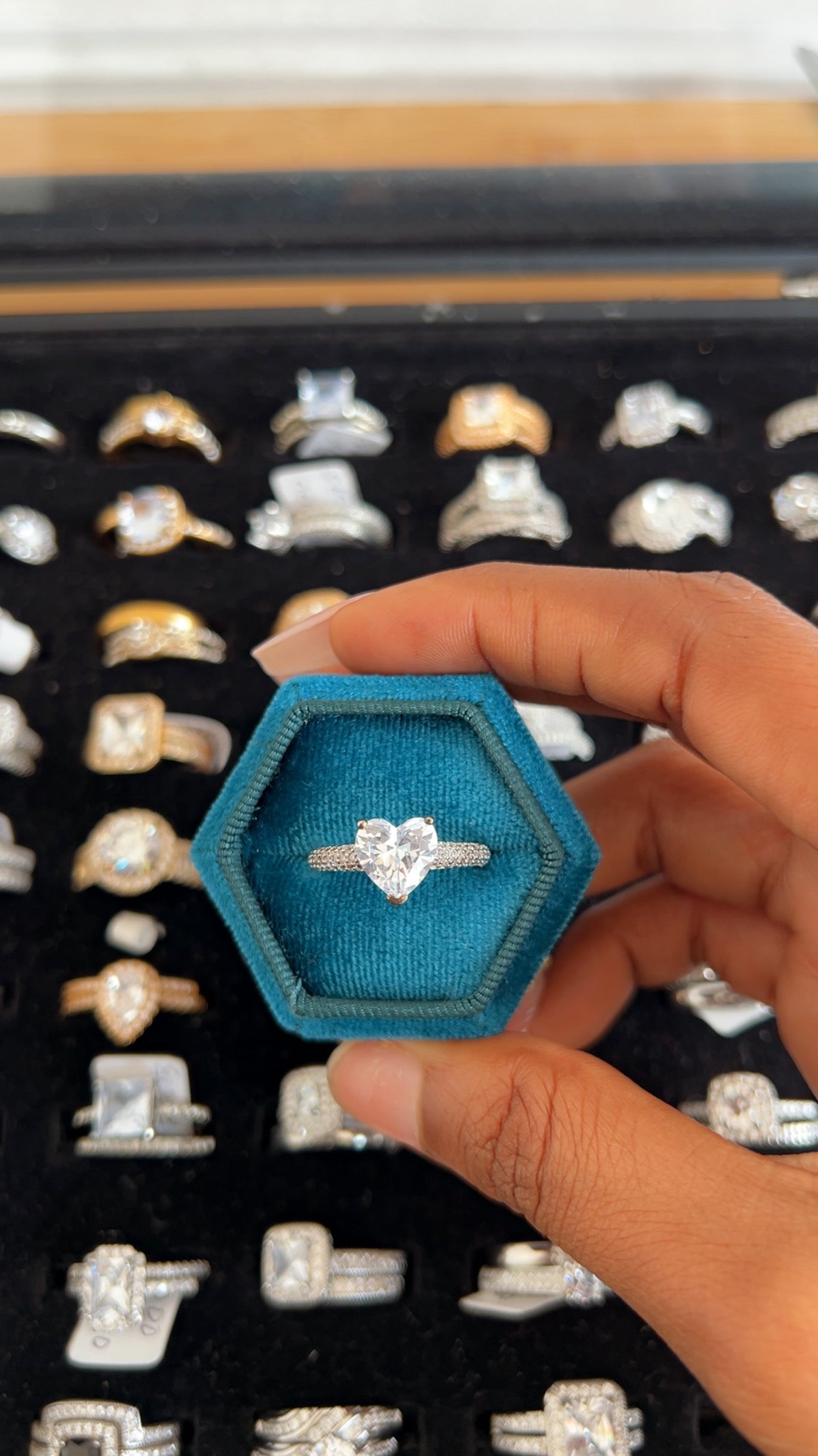 MWomen’s Engagement Ring (RR029)