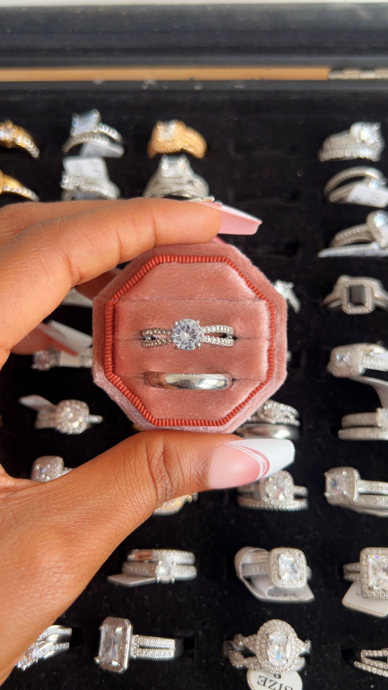 Women’s Engagement Ring (RR147)