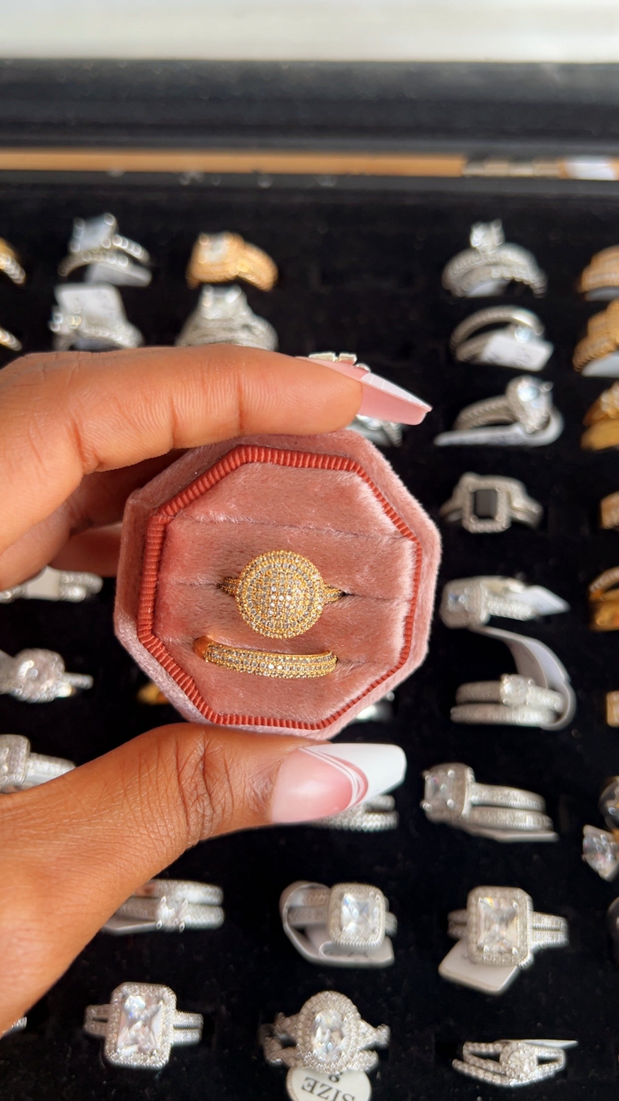 Women’s Engagement Ring (RR051)