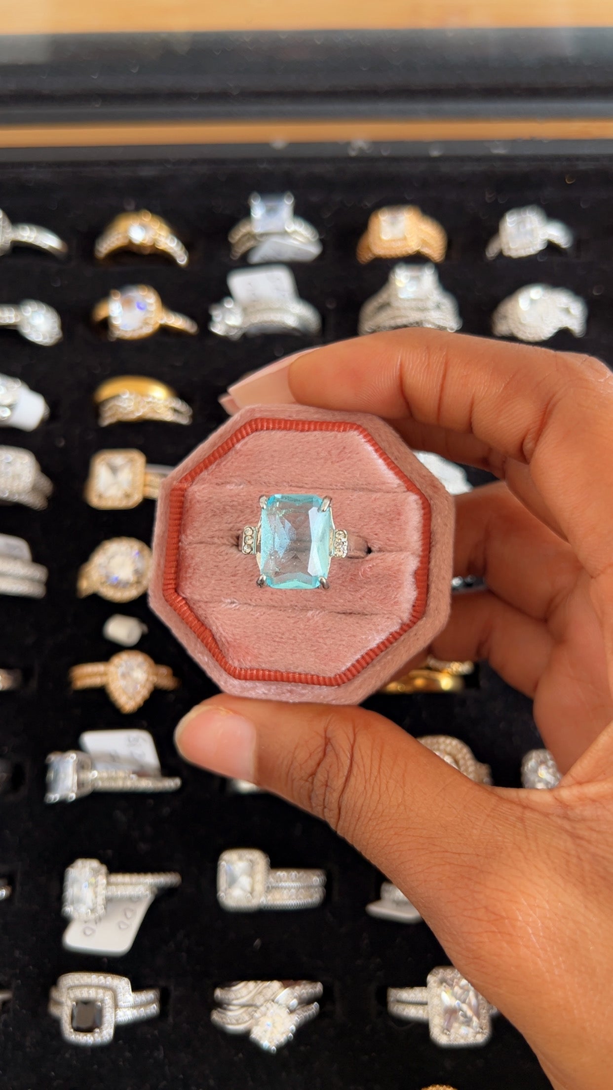 Women’s Engagement Ring (RR101)