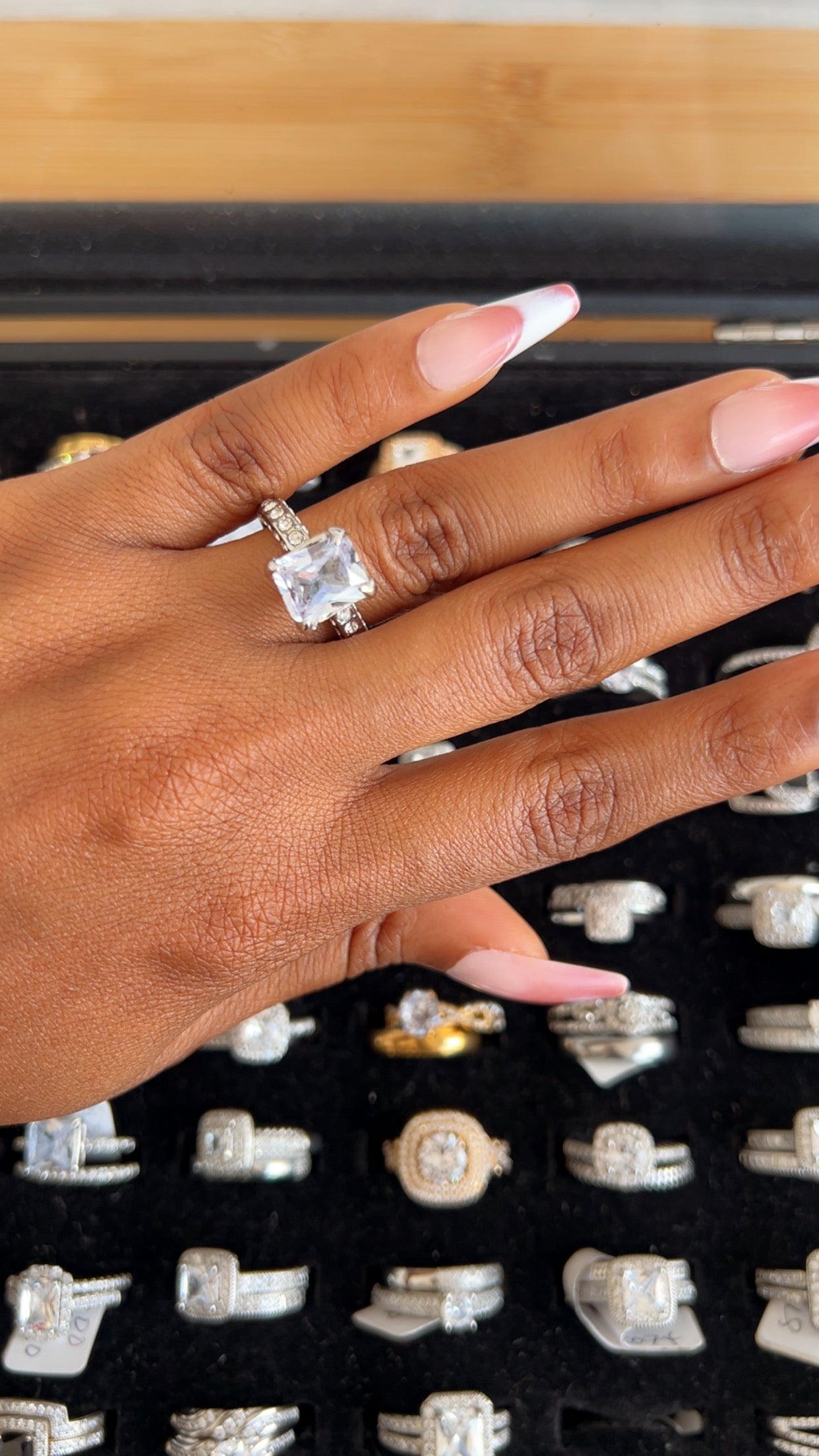 Women’s Engagement Ring (RR084)
