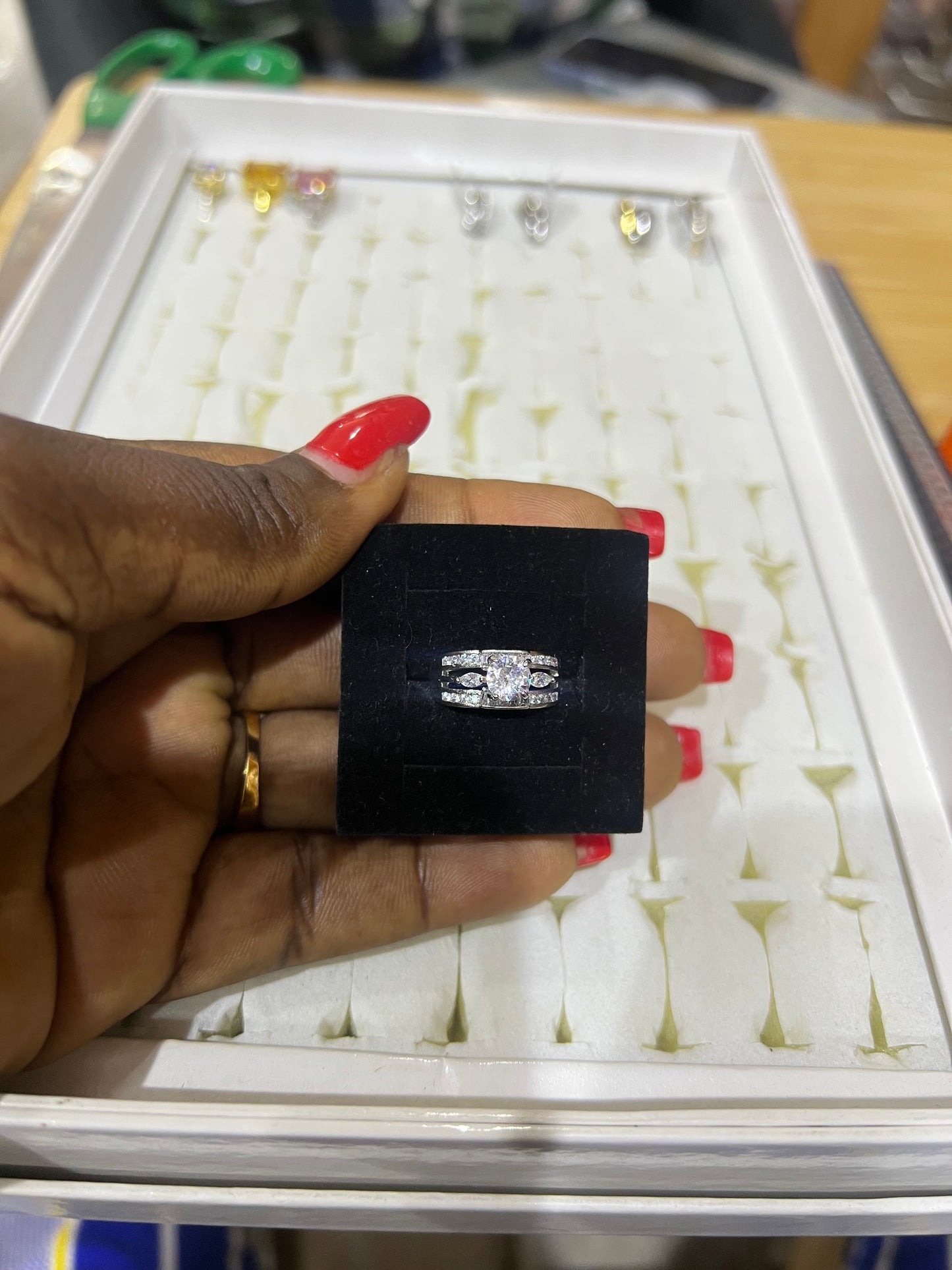 Women’s Engagement Ring (RR143)