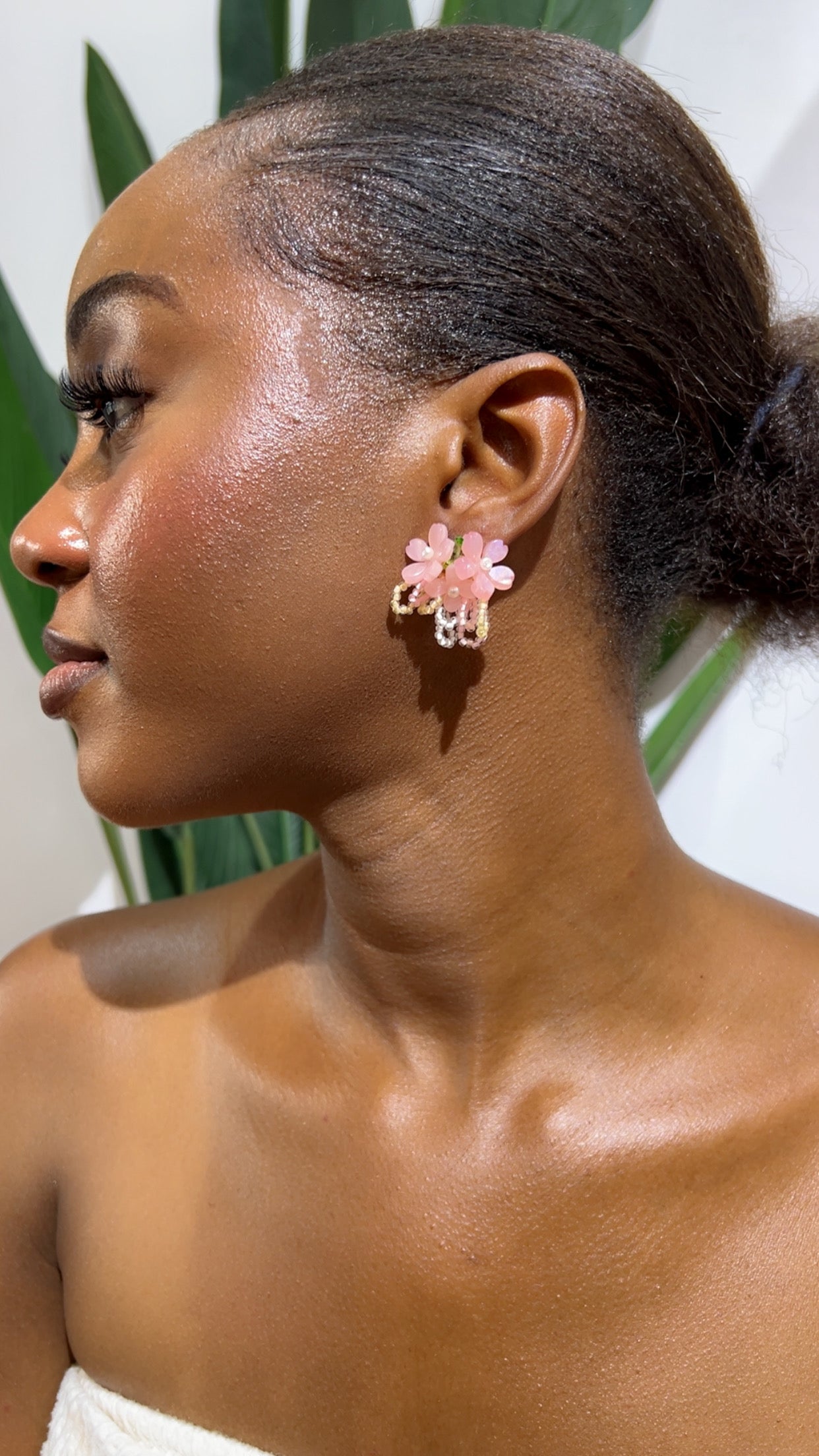 Blush Petal Beaded Statement Earrings (Rbs532)