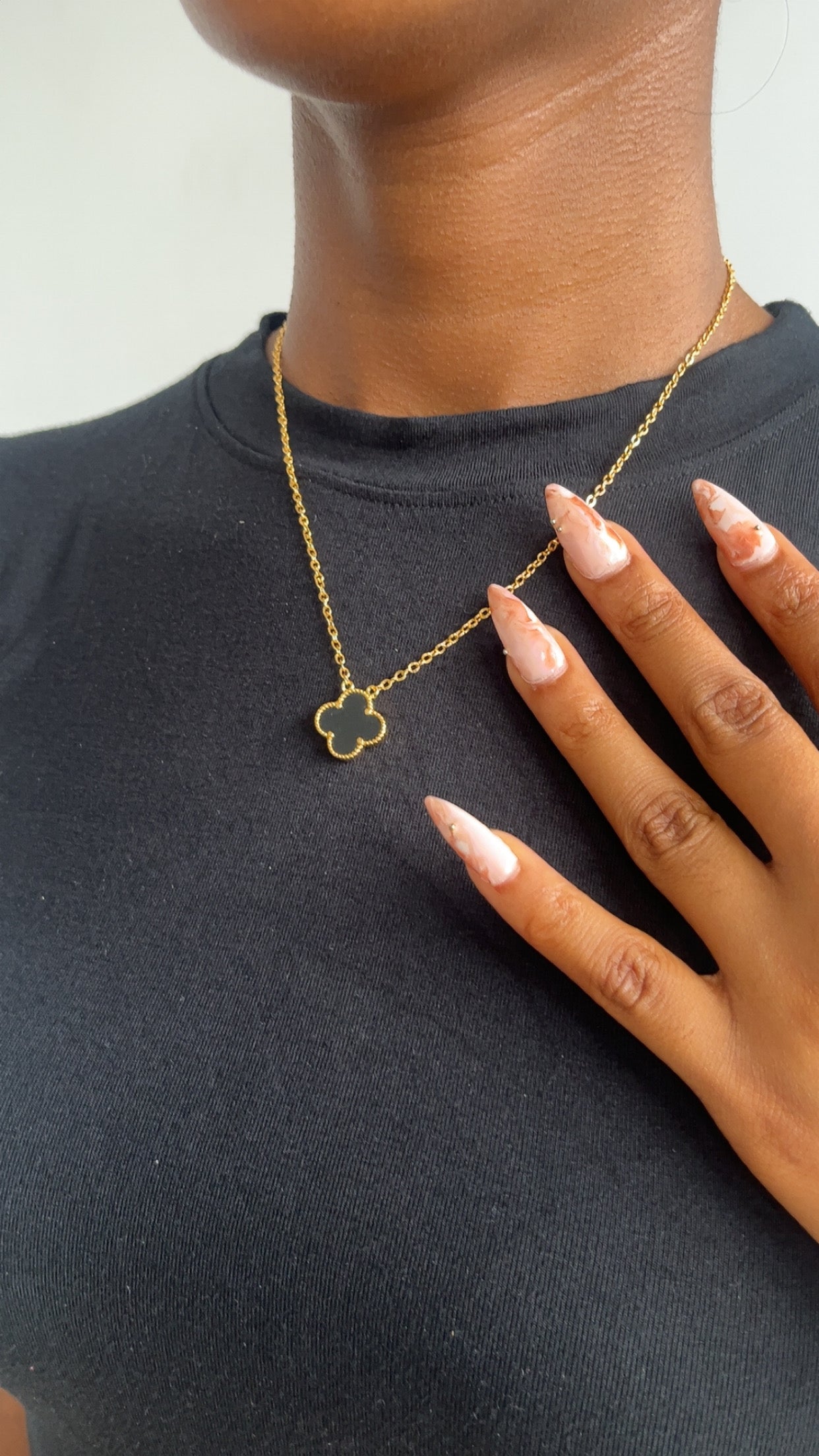 Clover Necklace (Vca001)
