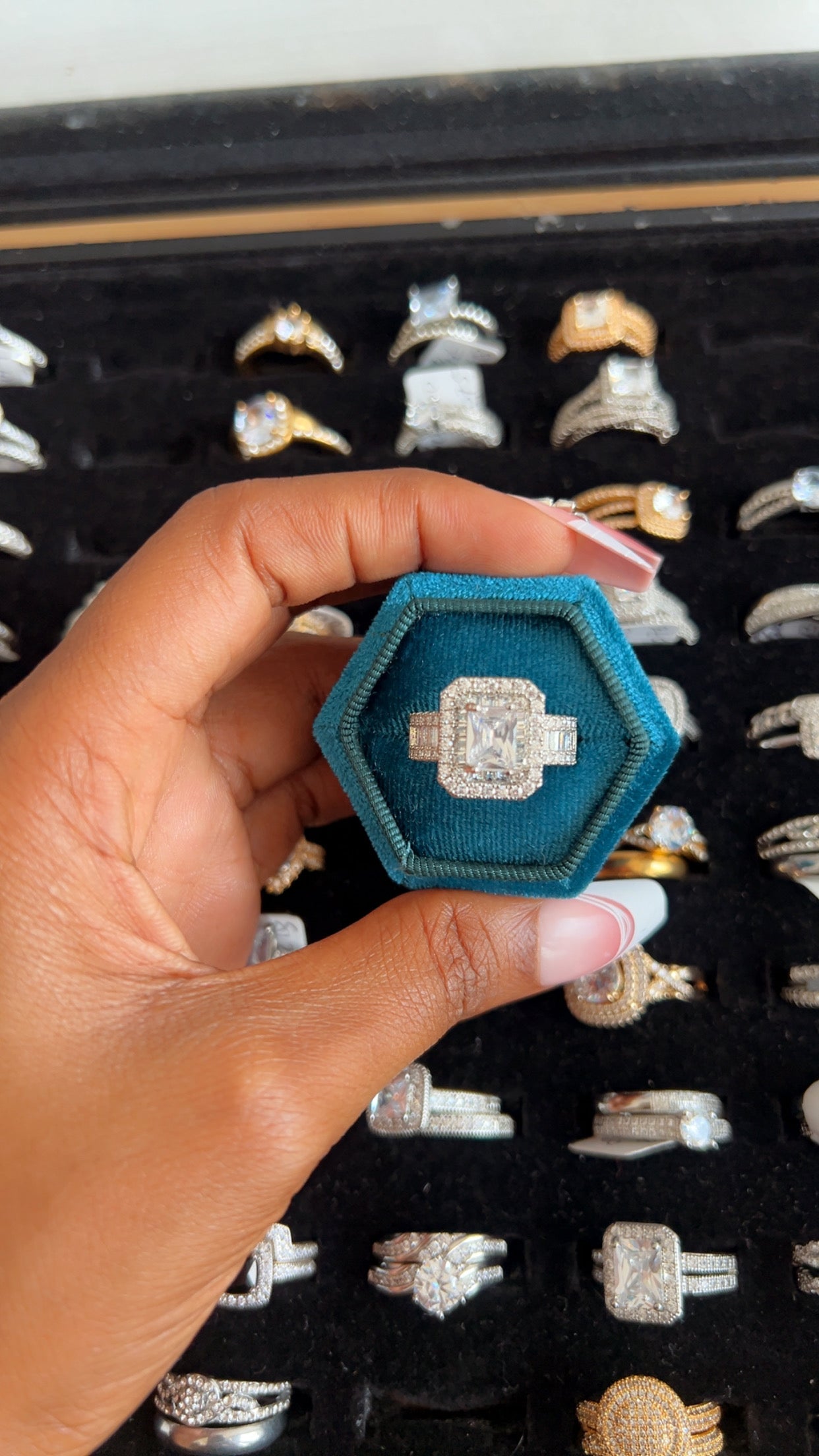 Women’s Engagement Ring (RR061)