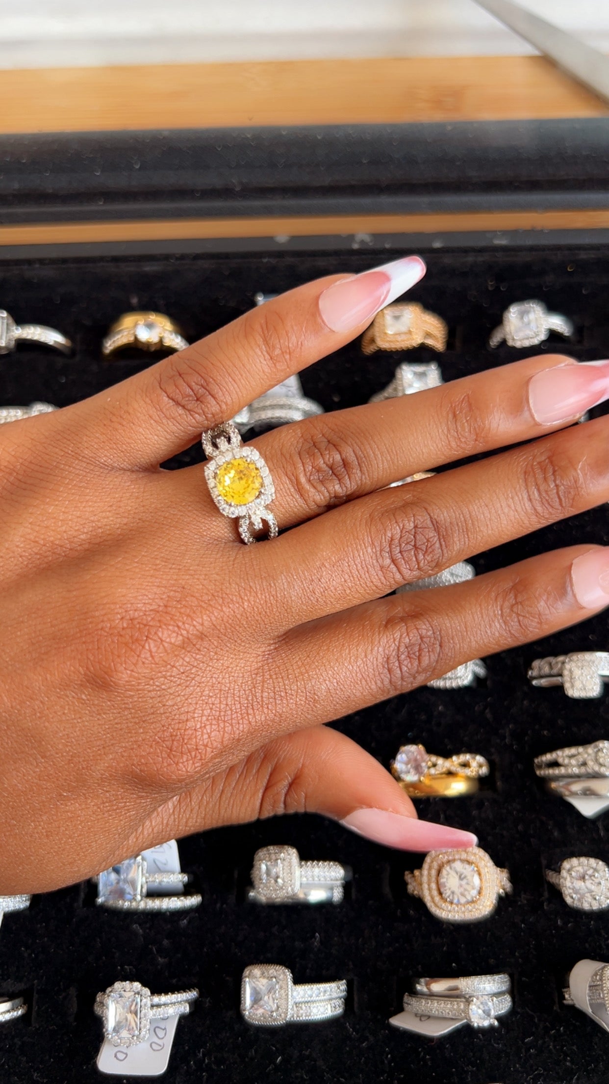 Women’s Engagement Ring (RR112)