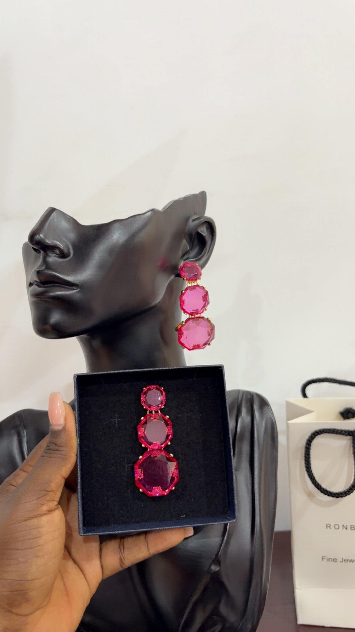 Earrings (RBE048)