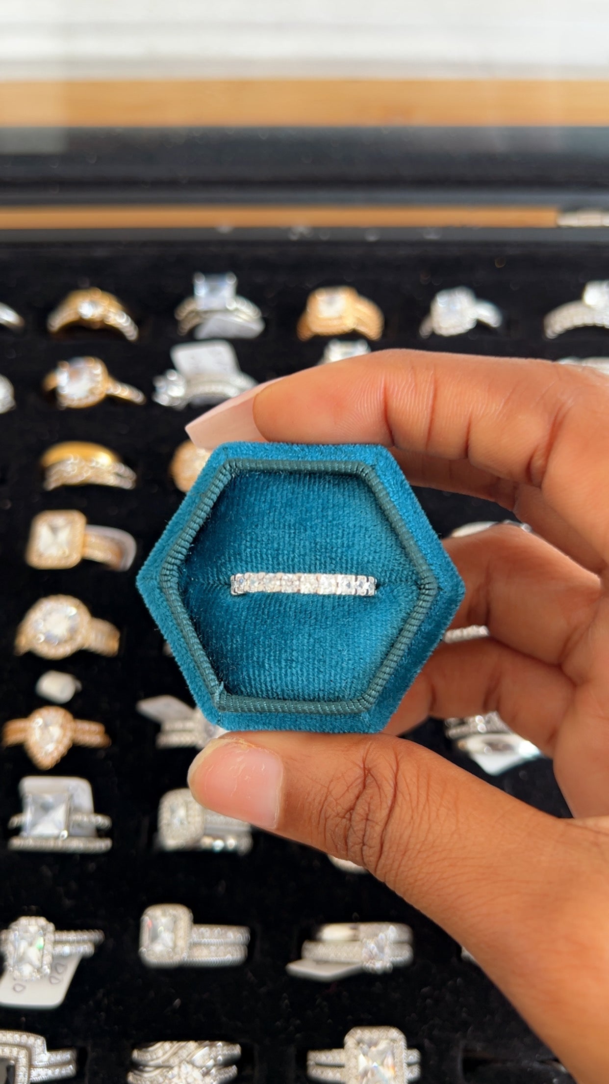 Women’s Engagement Ring (RR014)