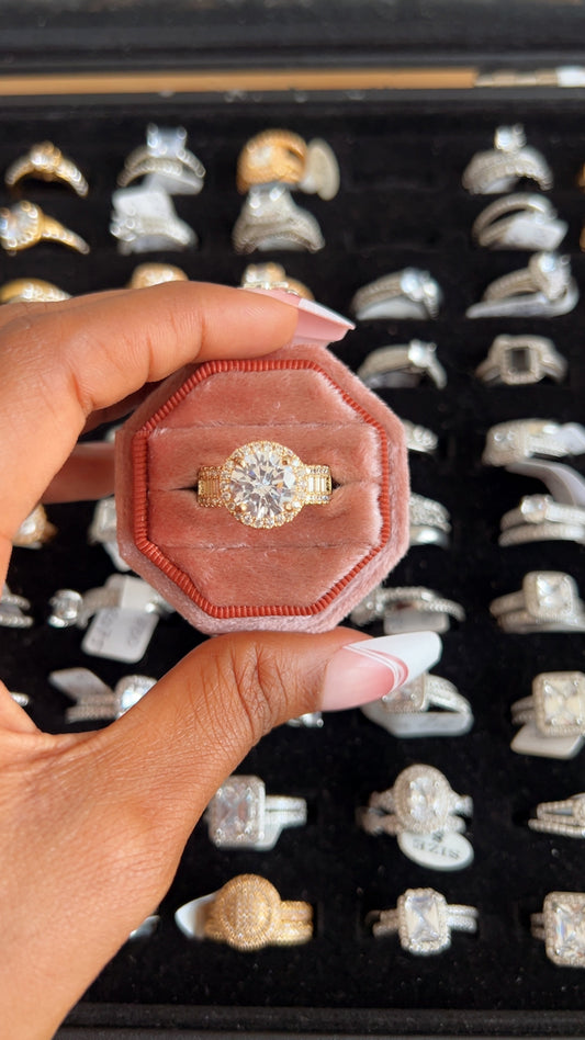 Women’s Engagement Ring (RR049)